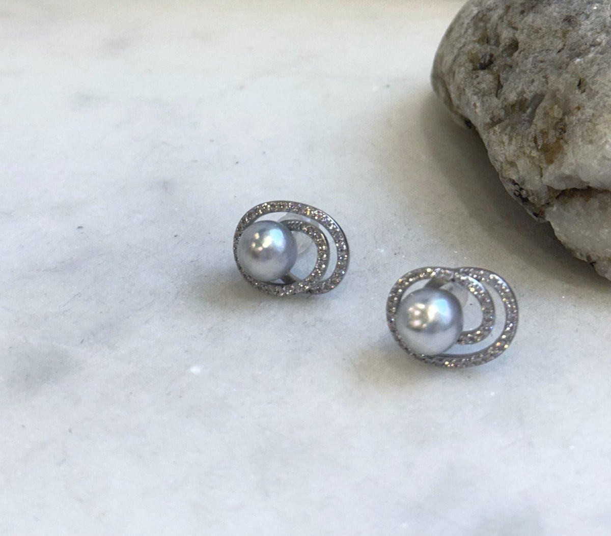 Elly’s 7.3mm Akoya ocean Blue silver pearls earings: Extreme luster mirrored, 1.2x1.5cm, s925 silver earrings. Pearl jewelry idea.