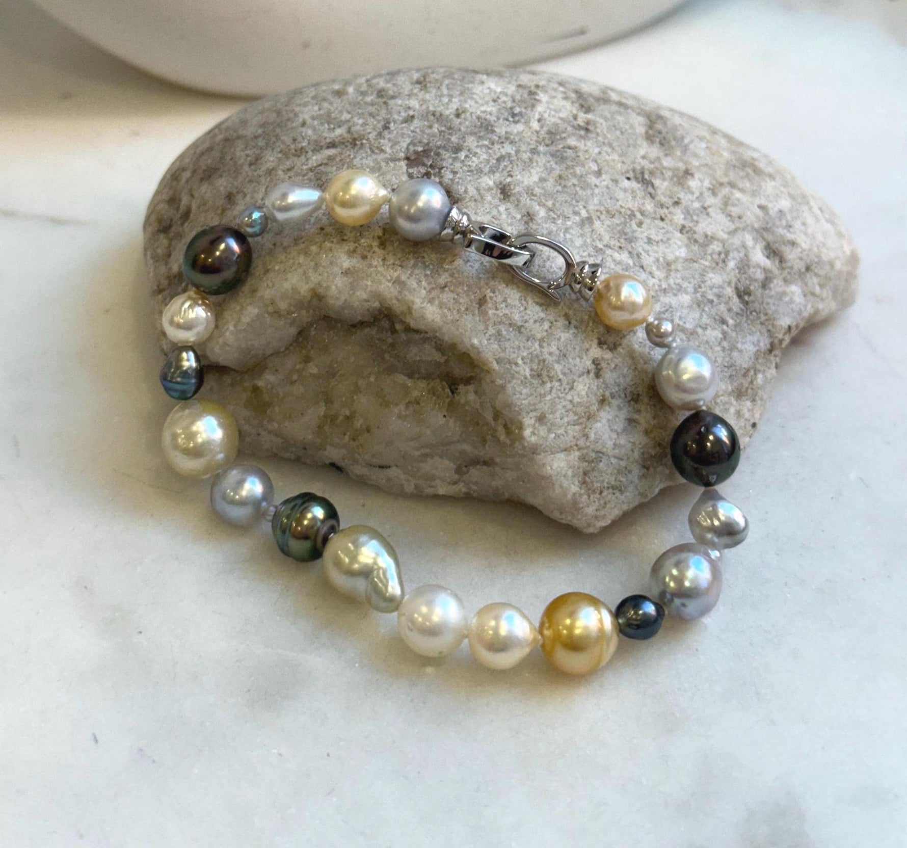 Elly’s Multicolor Ocean Pearls Bracelet: 21pcs South Sea Golden White Tahitian Akoya Pearls, Extreme luster, 3.8-9.6mm, 7.8” knot