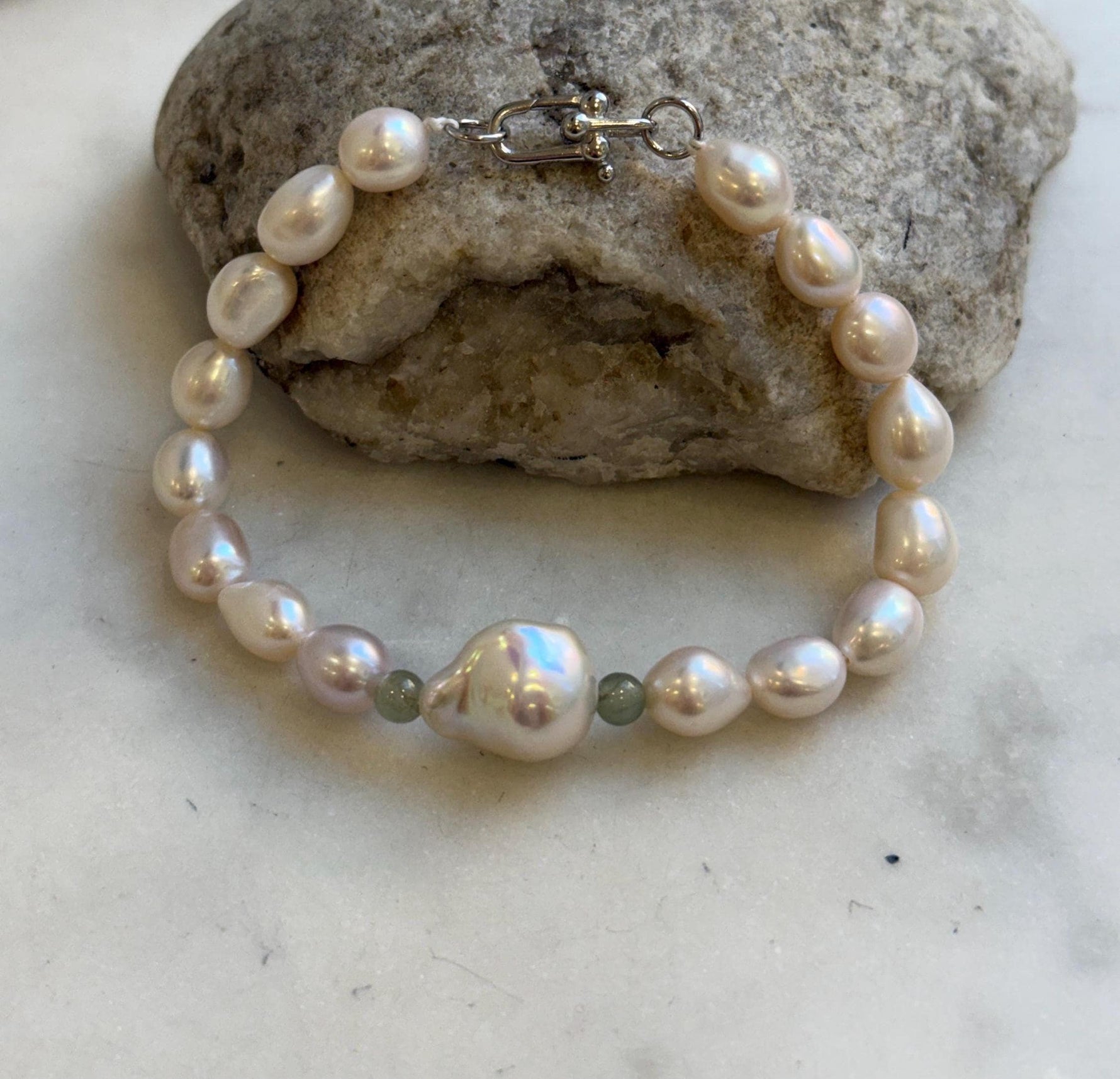 Elly’s 16pcs 7.1-13.1mm Baroque oval pearls Braclet: Extreme luster mirrored, 8”, S925 silver Braclet. gift for her