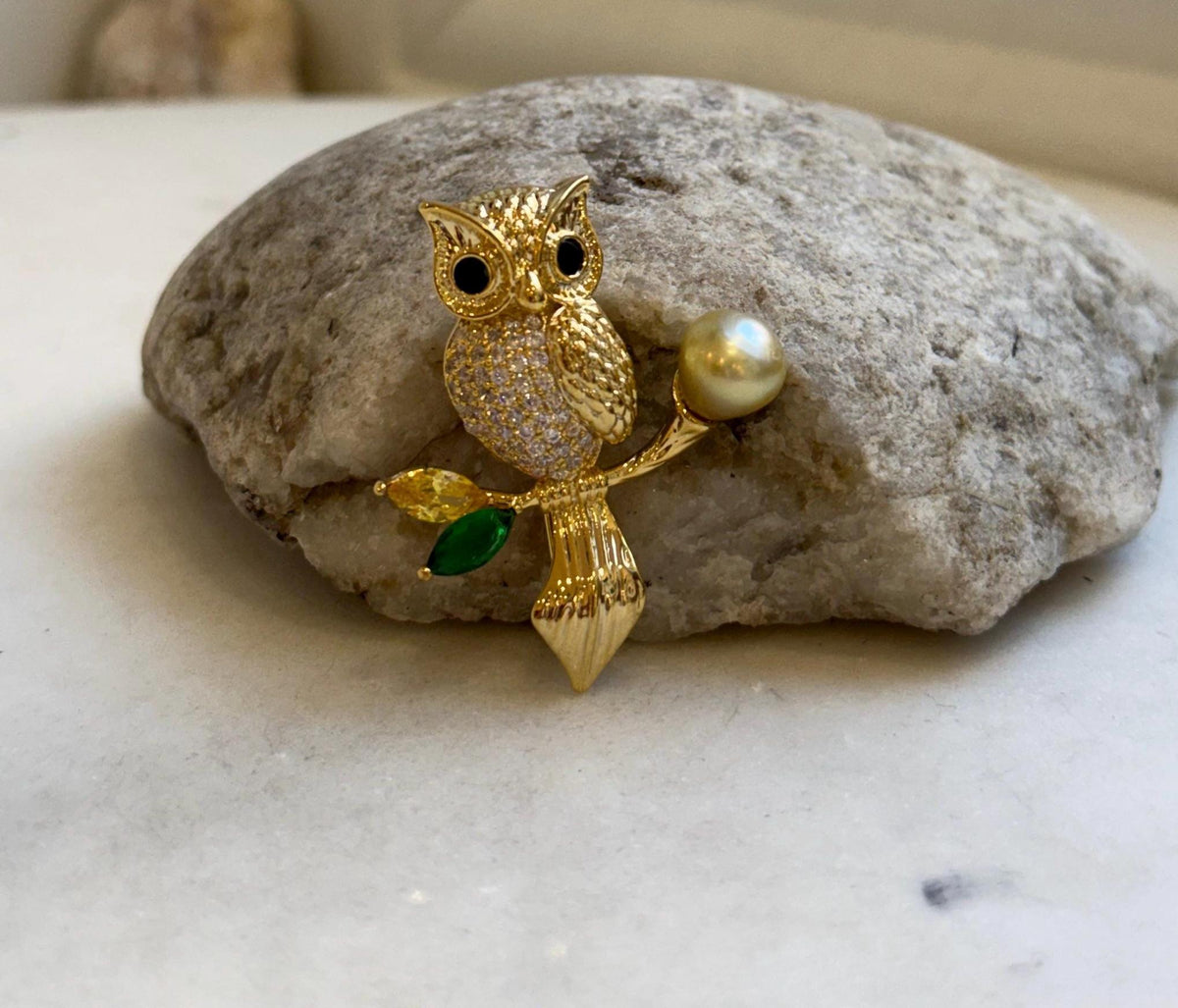 Elly’s South sea deep golden ocean pearl Owl brooch pendant 2in1: Extreme luster mirrored, 8.6mm, s925 silver chain not included. gift for her daily brooch
