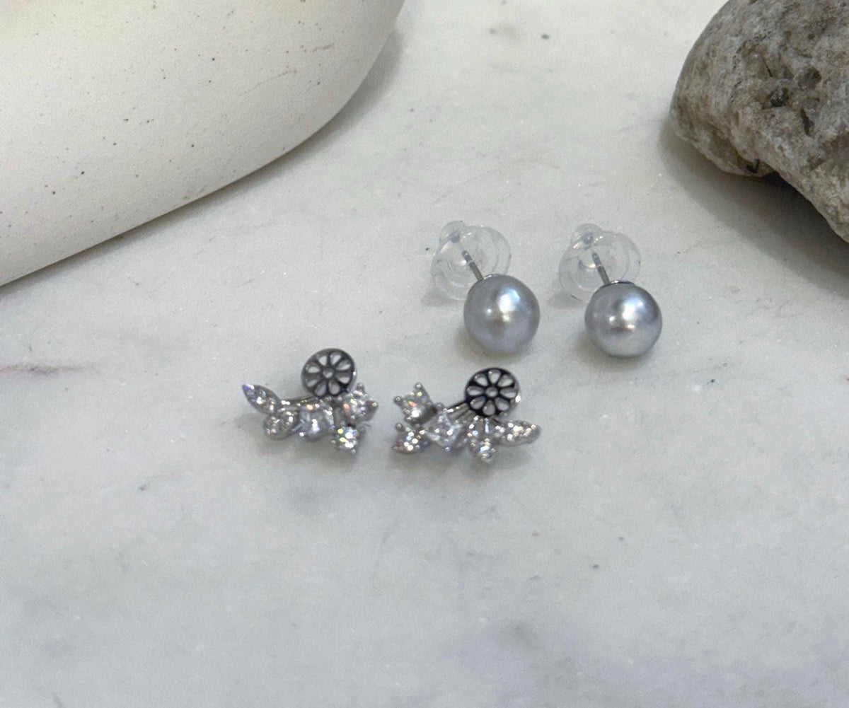 Elly’s Set of 8.4mm Akoya Ocean Pearls Earrings Studs and Jacket: Extreme luster Mirrored, S925 silver Earrings jacket and studs.