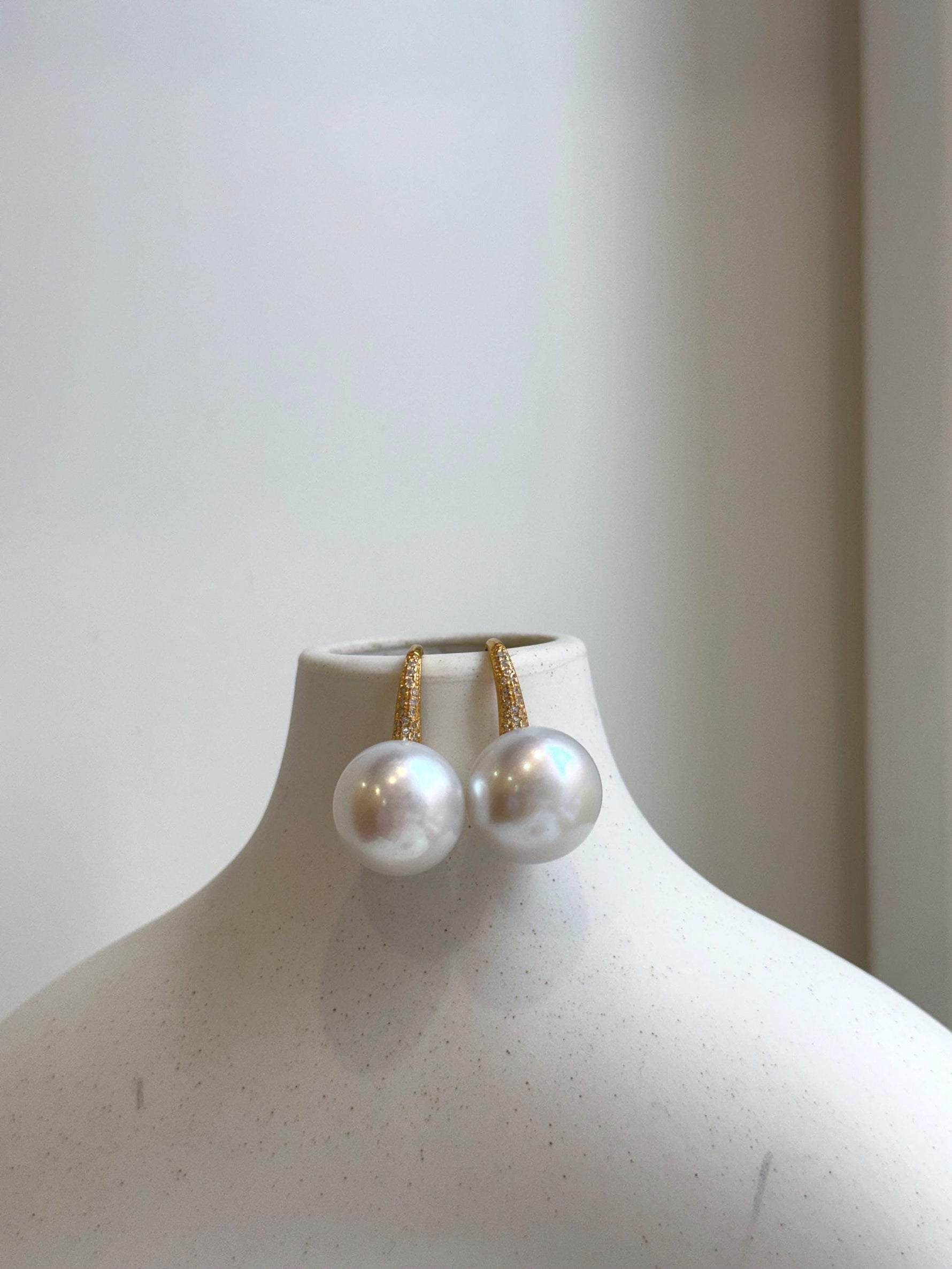 Elly’s 14.4mm White Edison Pearls High heel Earrings Hooks: Extreme luster Mirrored, 2.6cm high, S925 silver earrings hooks. gift for her holiday