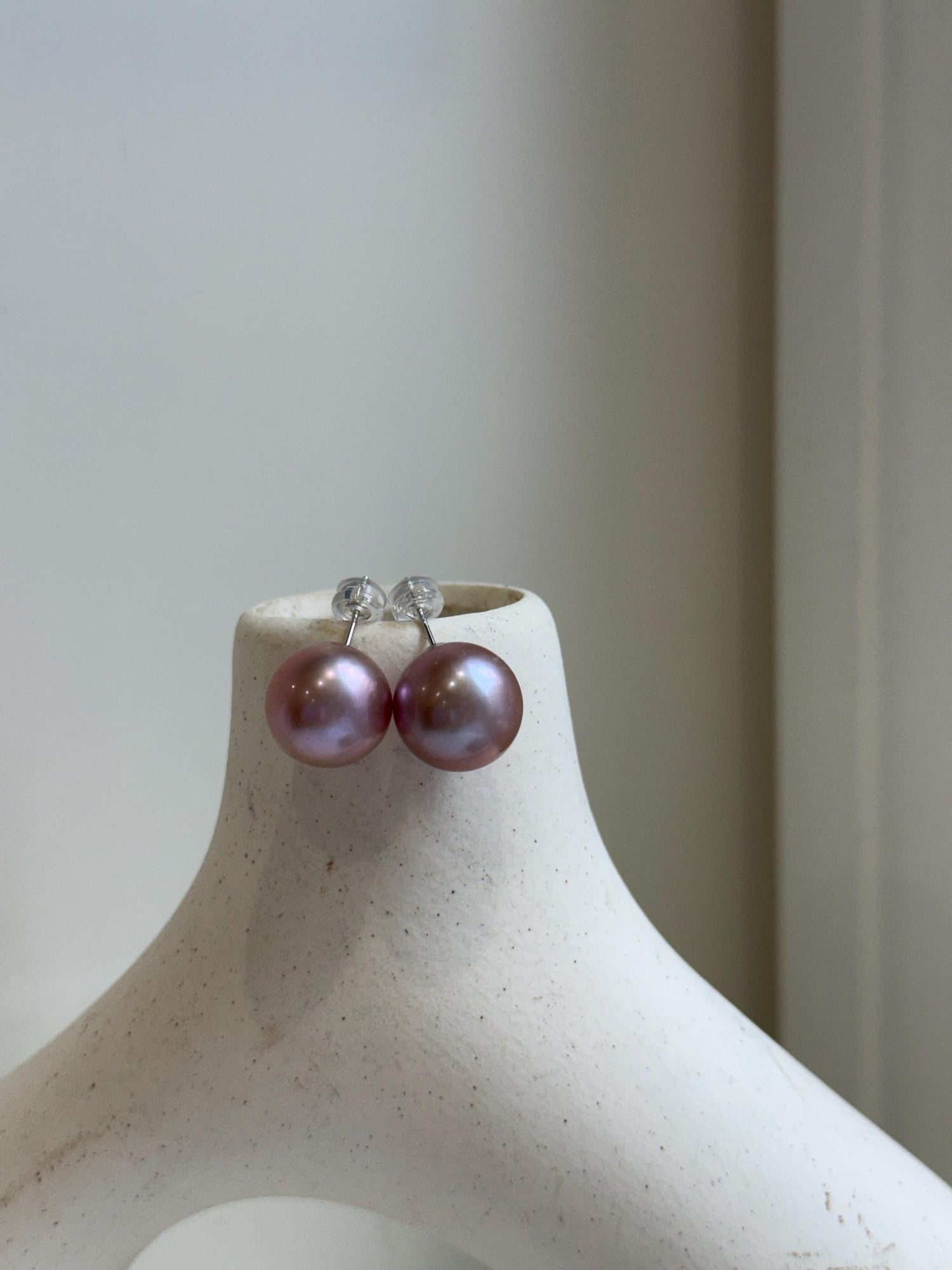 Elly’s 13.1mm Rose Mauve Edison Pearls Earrings Studs: Extreme luster Mirrored, S925 silver earrings studs. Pearl jewelry.