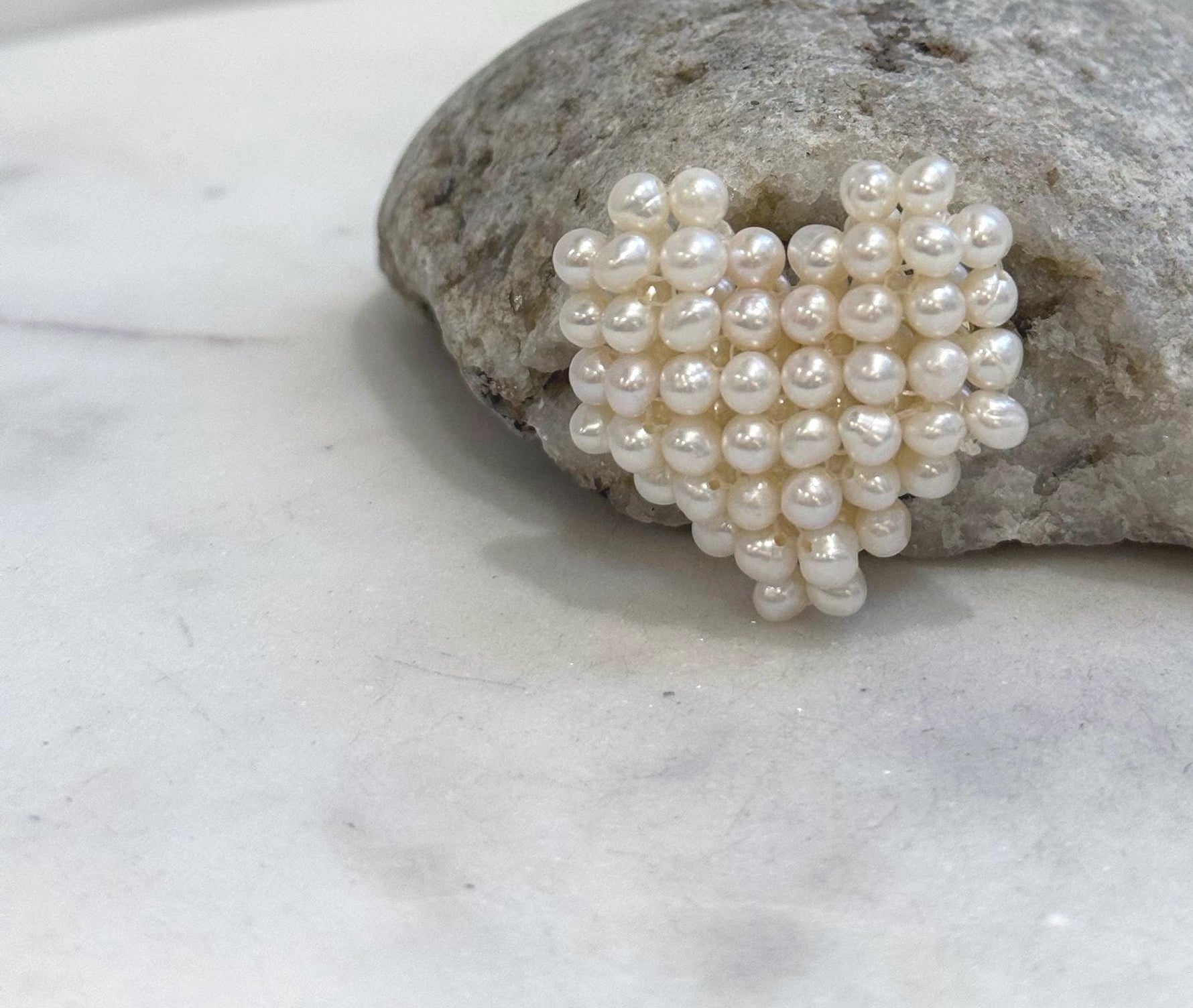 Elly’s Ivory Keshi Pearls 3D heart Vintage Brooch: Extreme luster, 4-5mm, 3.1x3.4cm.