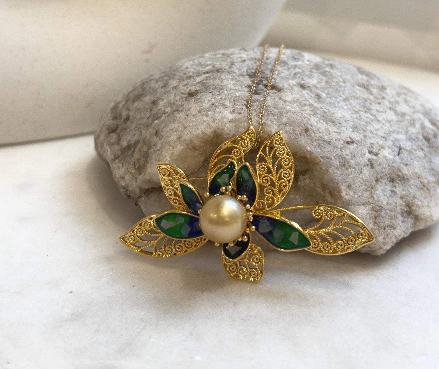 Elly’s South sea deep golden pearl Floral brooch pendant 2in1: Extreme strong luster mirrored, 9.8mm, gift for her