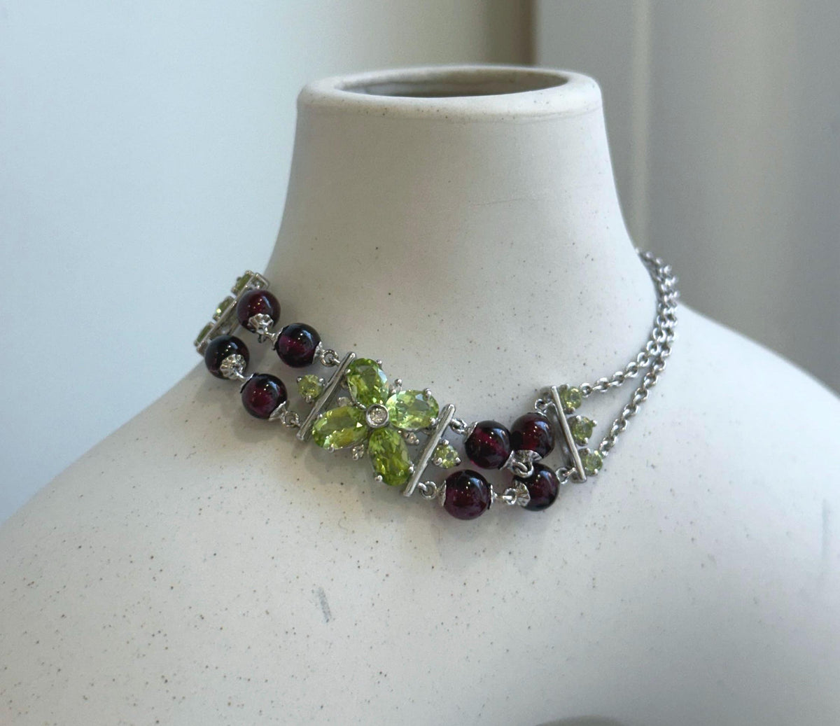 Elly’s Genius Gemstone Garnet Olivine Braclet, 1cm wide, 7.5”, S925 silver bracelet set, with extra S925 silver magnetic clips. gift for her