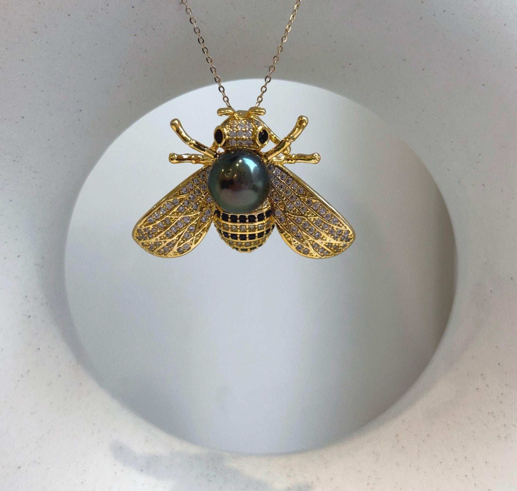 Elly’s Tahitian Peacock green Ocean Pearl Bee Brooch pendant 2in1: Extreme luster mirrored, 10.7mm, 4x3cm, gift for her