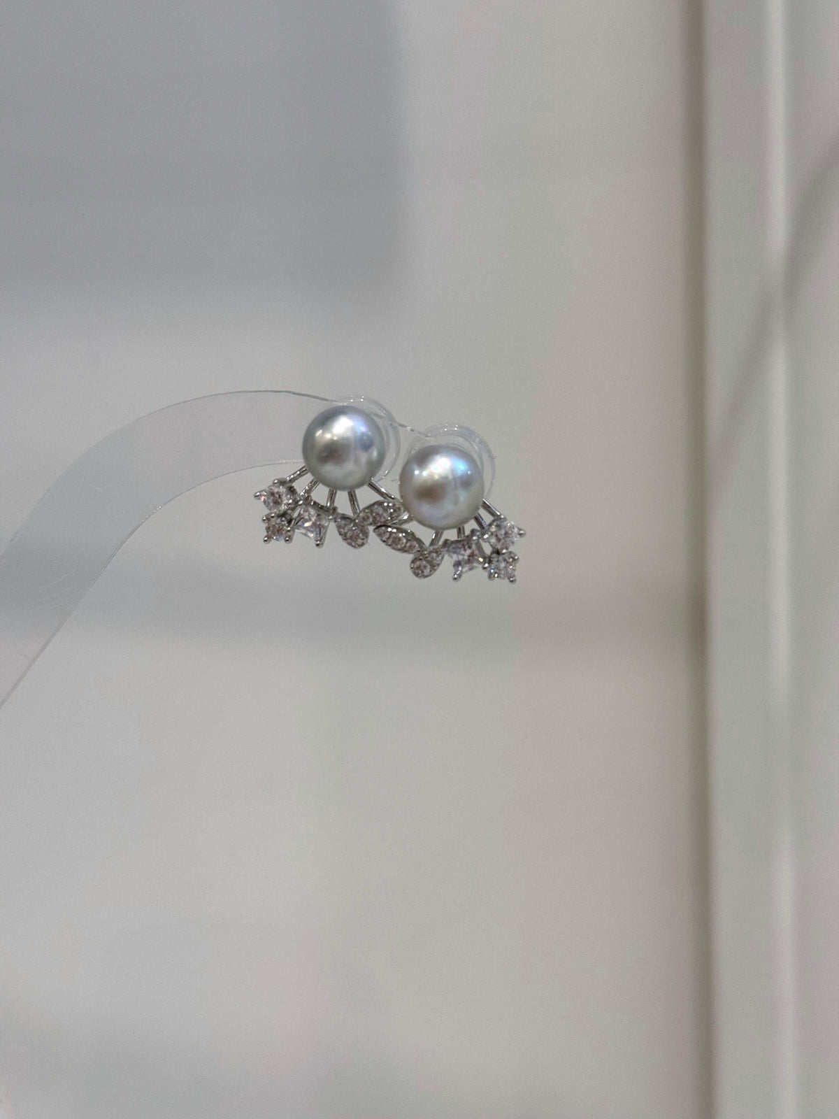 Elly’s Set of 8.4mm Akoya Ocean Pearls Earrings Studs and Jacket: Extreme luster Mirrored, S925 silver Earrings jacket and studs.