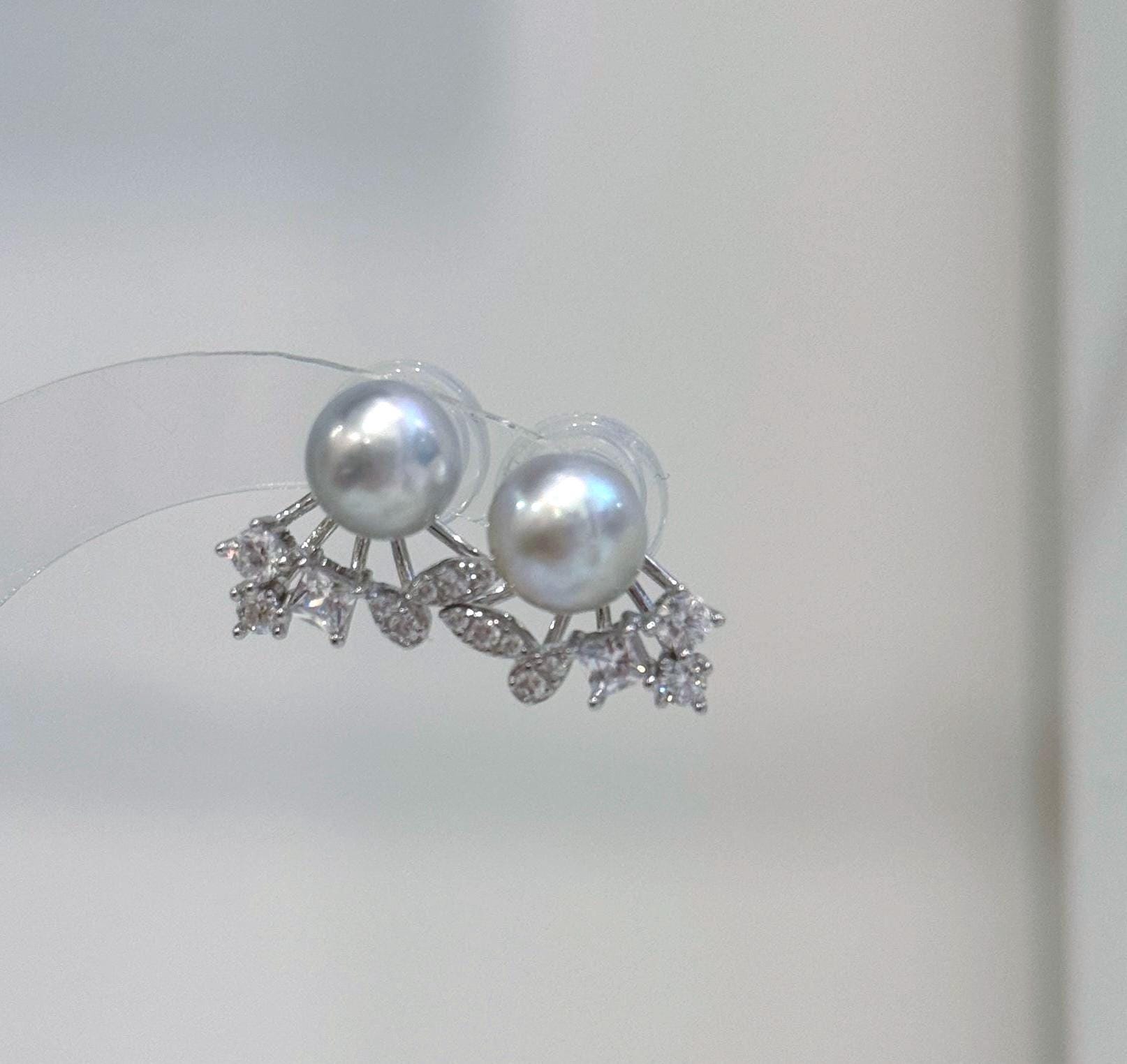 Elly’s Set of 8.4mm Akoya Ocean Pearls Earrings Studs and Jacket: Extreme luster Mirrored, S925 silver Earrings jacket and studs.
