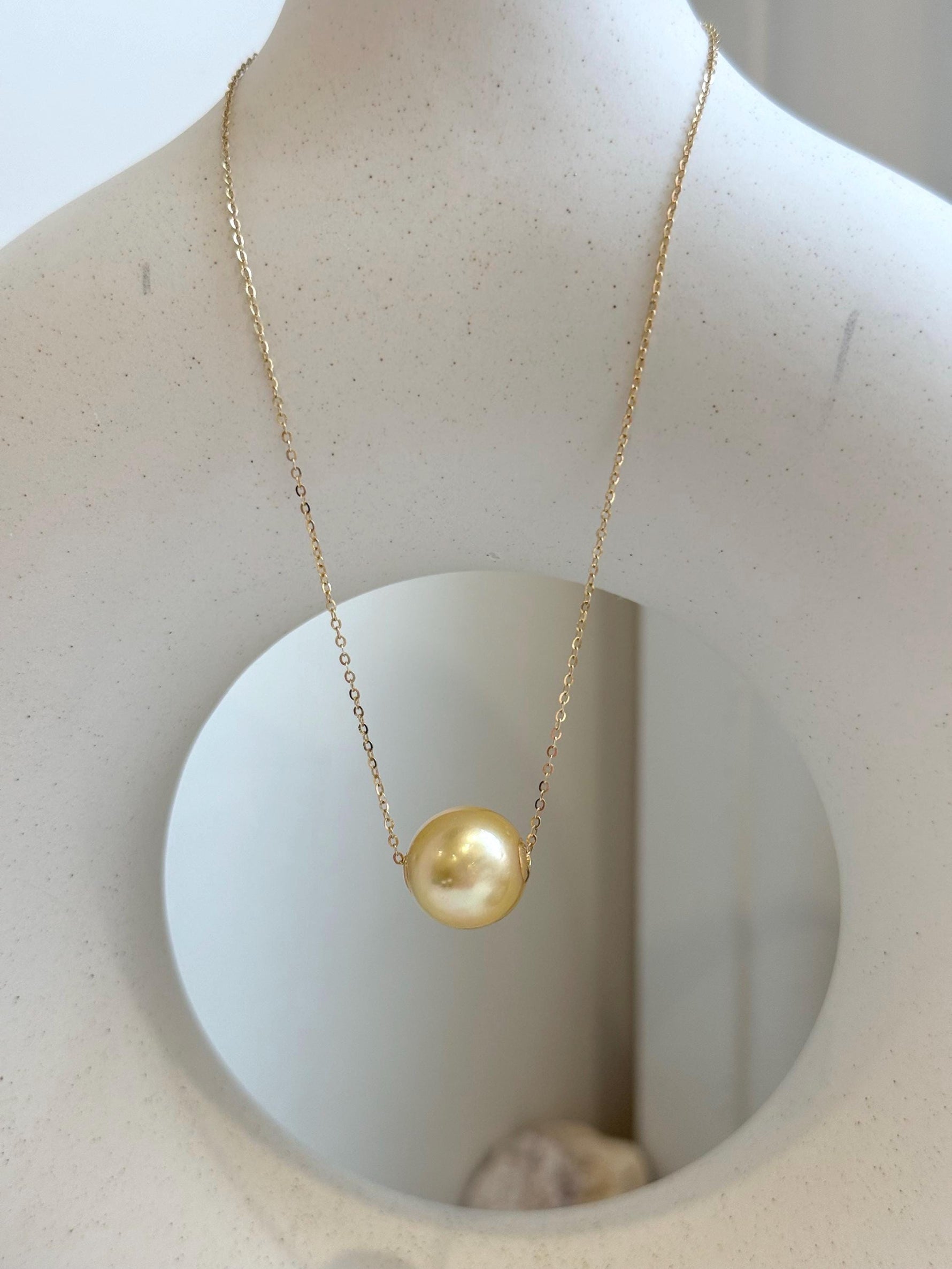 Au750 18k Gold 12.3mm South Sea golden Ocean Pearl Floating pendants:Extreme luster mirrored, ultra gold pearl, S925 silver chain included. gift for her