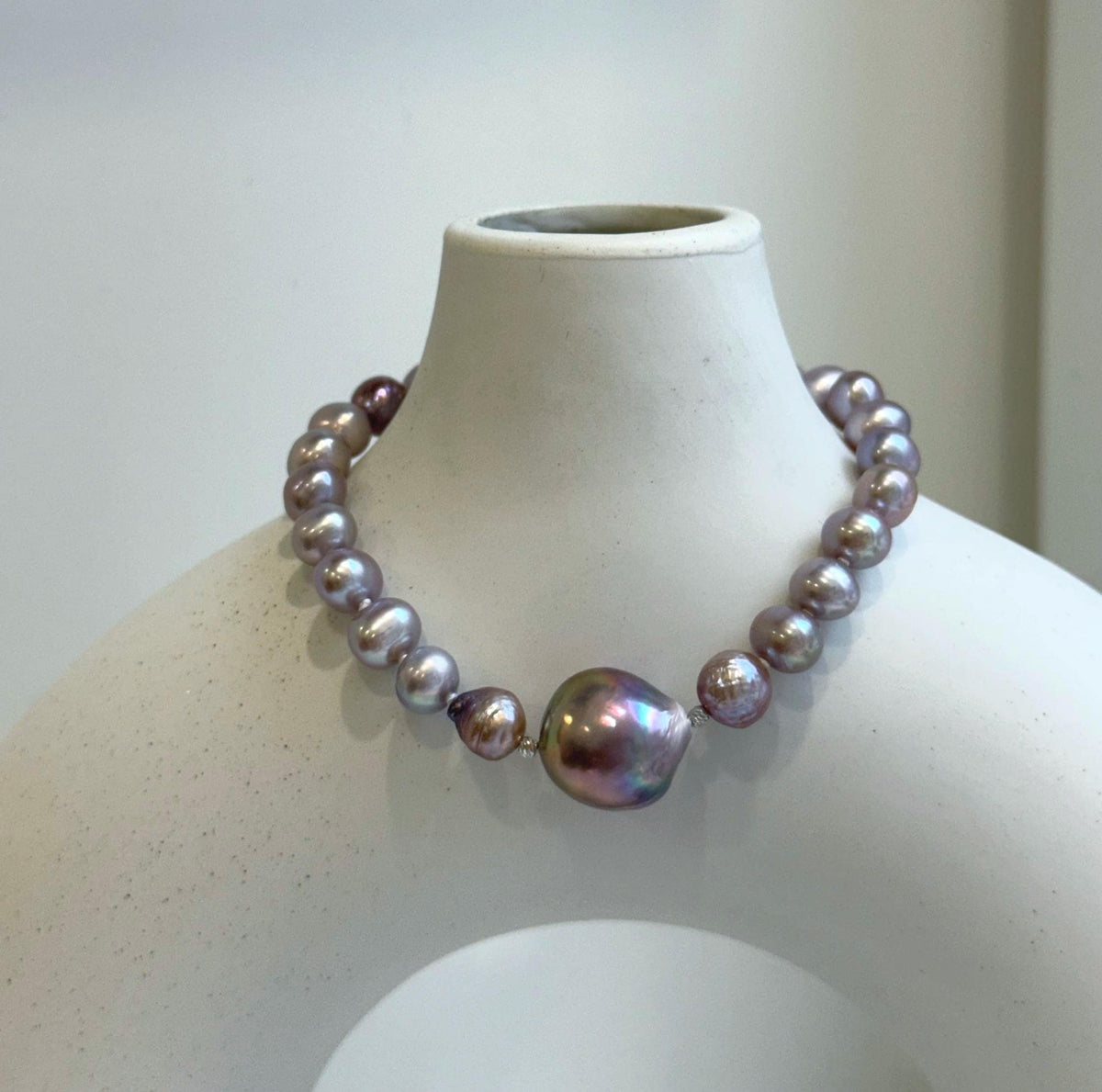 Elly’s 6.4-13.8mm lavender purple pearls Bracelet: Extreme luster mirrored, 8” knotted, S925 silver Braclet. Pearl jewelry idea. Gift for her Valentine’s Day