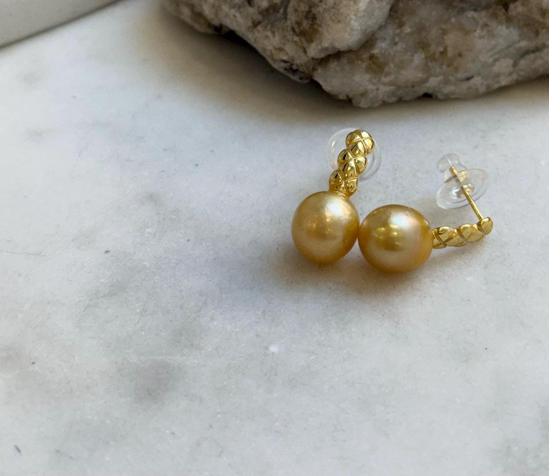 Elly’s 10.6mm South sea ultra golden ocean Pearls Earrings: Extreme luster mirrored, 2.3cm high, S925 silver cool earrings.