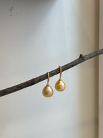 Elly’s 13.5mm South sea light golden ocean Pearls Earrings hooks: Extreme luster mirrored, 3cm high, S925 silver cool earrings hooks. gift for her Valentine’s Day party