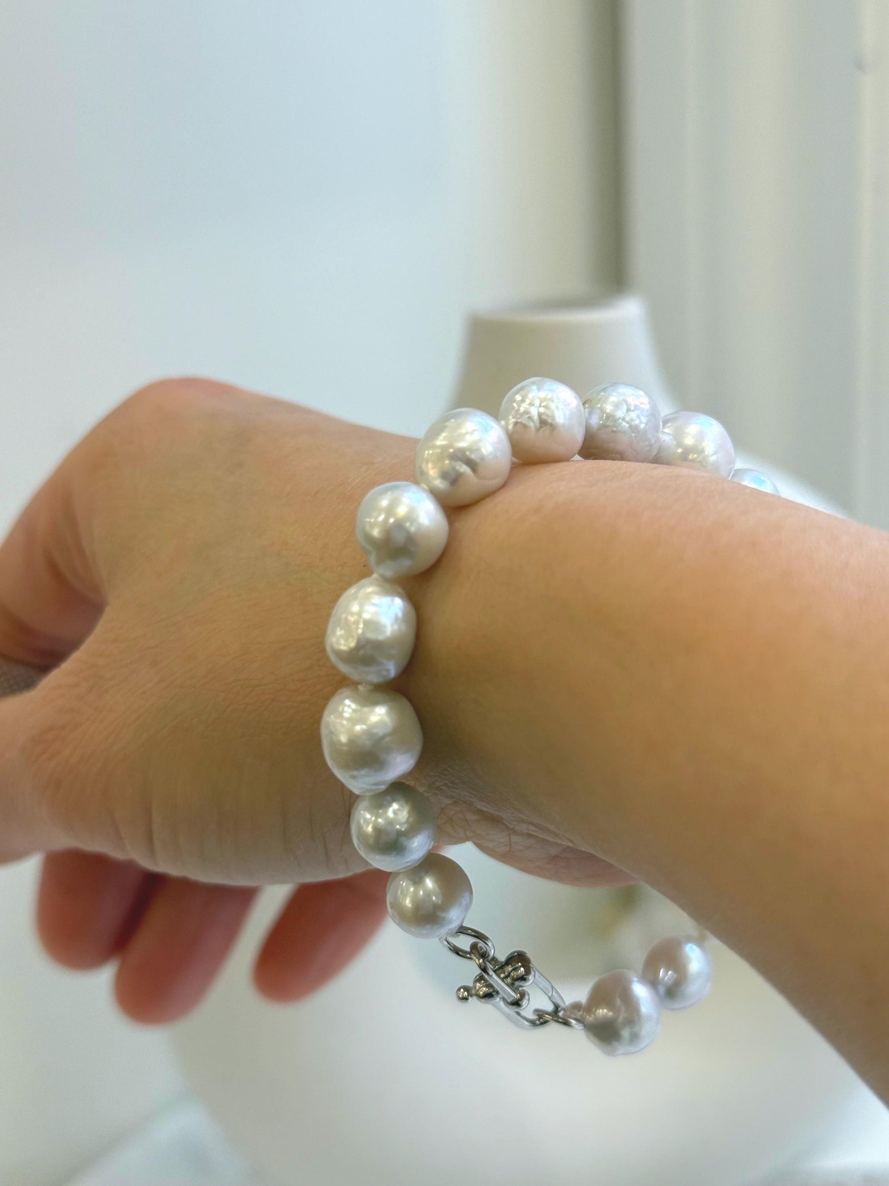 Elly’s 17pcs 8.2-10mm White iridescent crinkle Pearls Bracelet: Extreme luster mirrored, 7.8” knotted, S925 silver Bracelet. gift for her Valentine’s Day