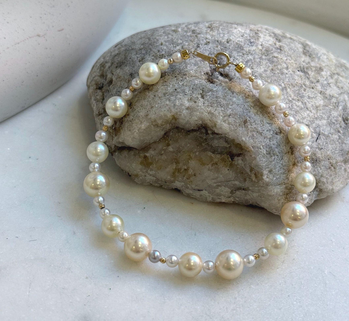 Elly’s Au750 18K gold Akoya Ocean Pearls Bracelet: Extreme luster Mirrored effect, 3.4-7.9mm, 18k Gold beads clips, 7.7” long. gift for her