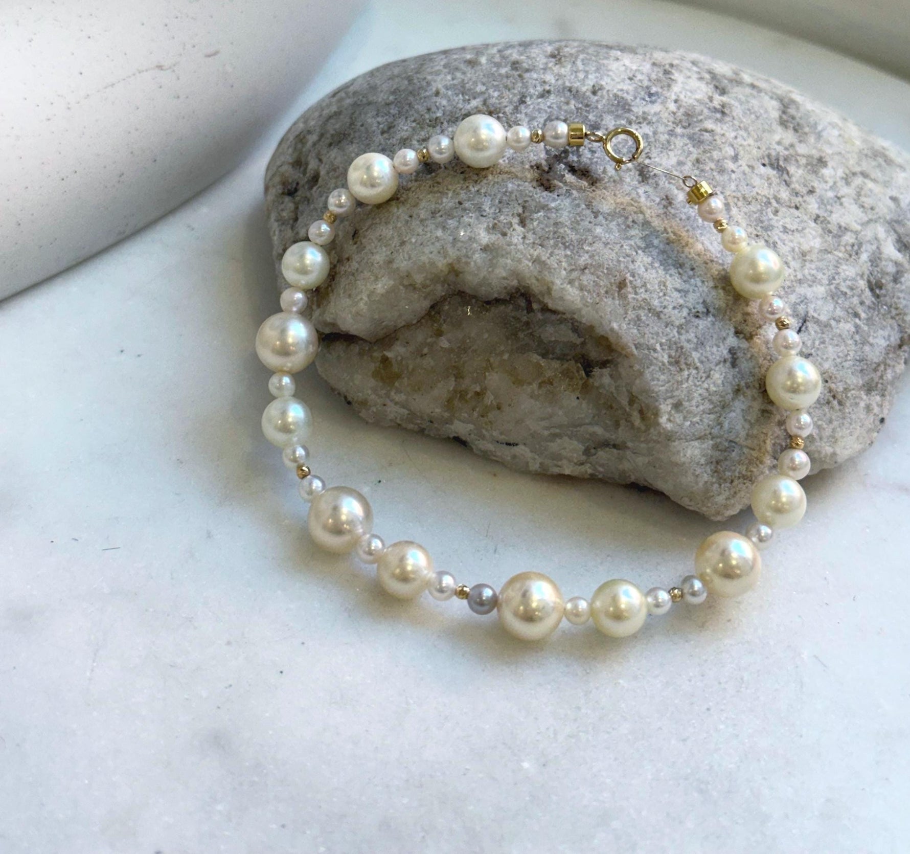 Elly’s Au750 18K gold Akoya Ocean Pearls Bracelet: Extreme luster Mirrored effect, 3.4-7.9mm, 18k Gold beads clips, 7.7” long. gift for her