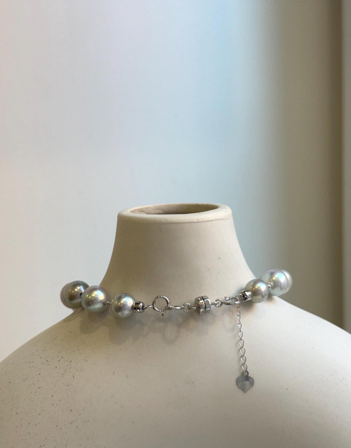 Elly’s Au750 18K gold 14pcs Tahitian Akoya Ocean Pearls Bracelet: Extreme luster Mirrored effect, 6.9-10.7mm, 18k Gold bracelet, 7.8” long, gift for her holiday