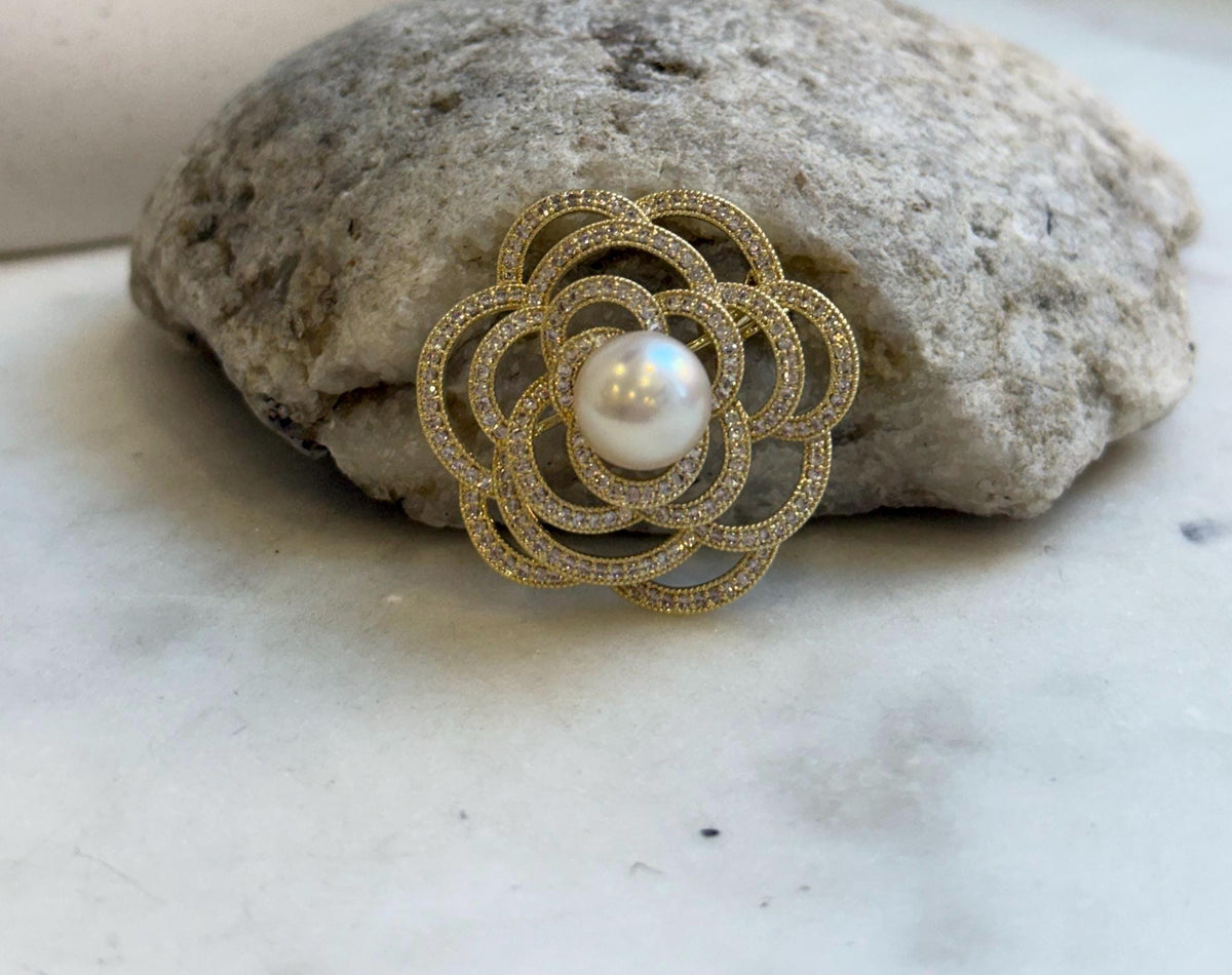 Elly’s 9.9mm Genius Huge Akoya Ivory ocean Pearl Floral Brooch: Extreme luster mirrored, 3.5cm dia. gift for her