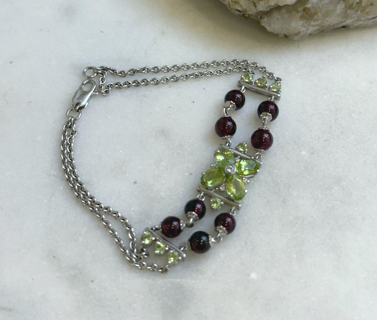Elly’s Genius Gemstone Garnet Olivine Braclet, 1cm wide, 7.5”, S925 silver bracelet set, with extra S925 silver magnetic clips. gift for her birthday