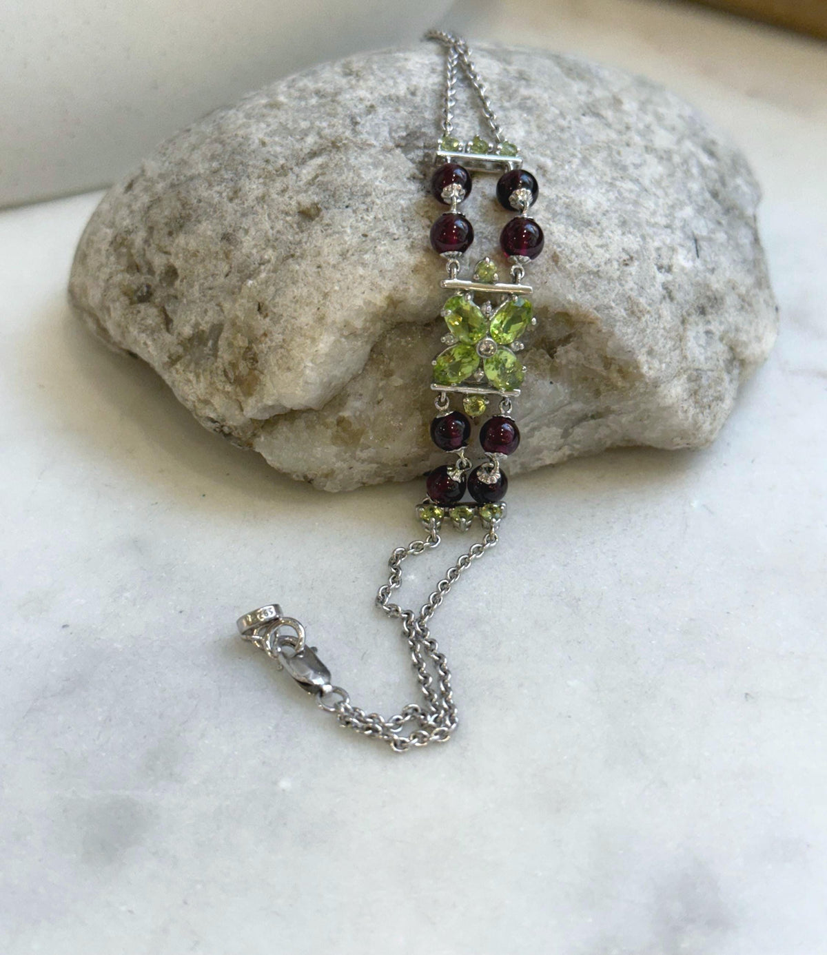 Elly’s Genius Gemstone Garnet Olivine Braclet, 1cm wide, 7.5”, S925 silver bracelet set, with extra S925 silver magnetic clips. gift for her anniversary