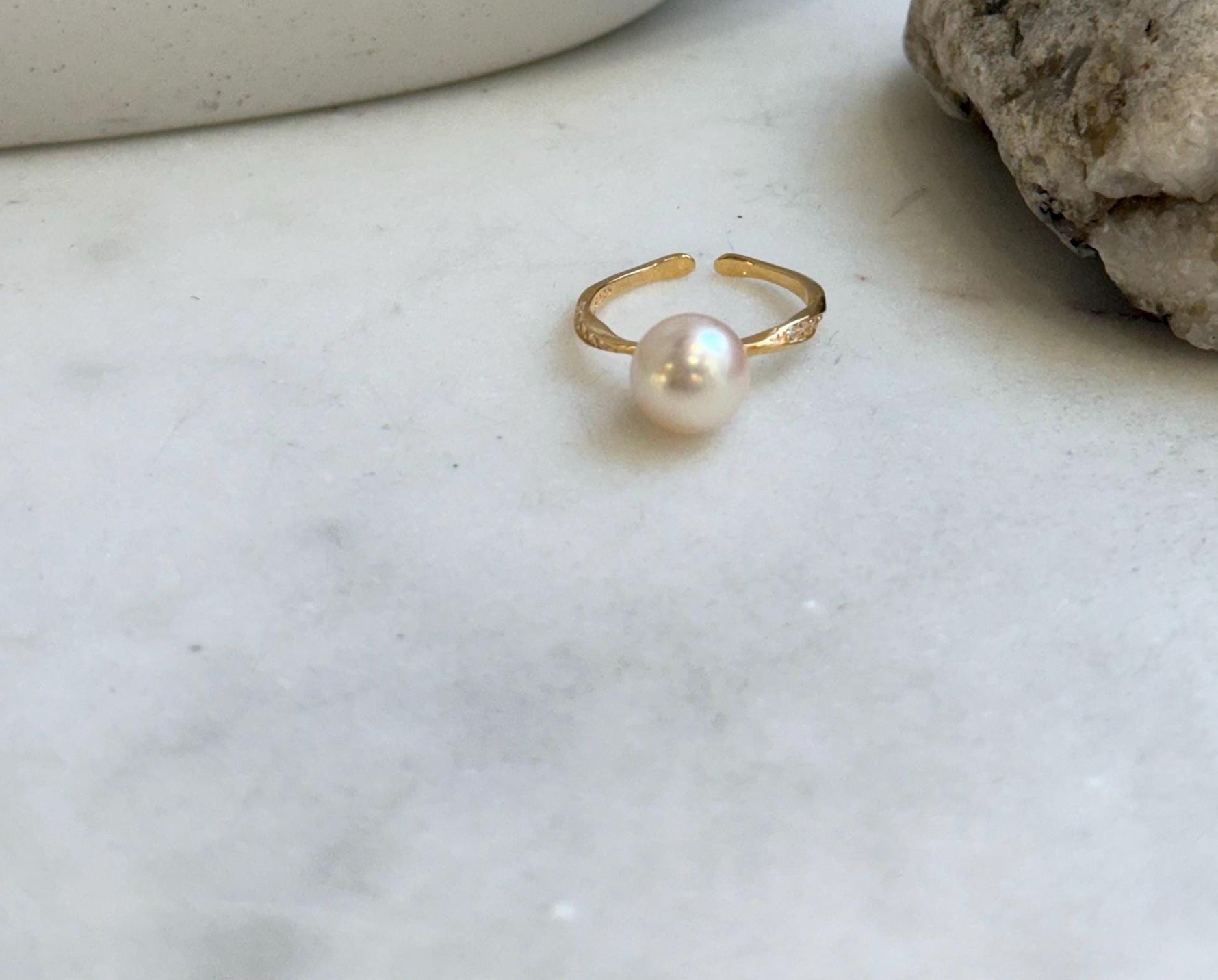 Elly’s 8.7mm Akoya ivory ocean pearl Ring: Extreme luster mirrored, s925 silver adjustable ring. Pearl Jewelry Idea.