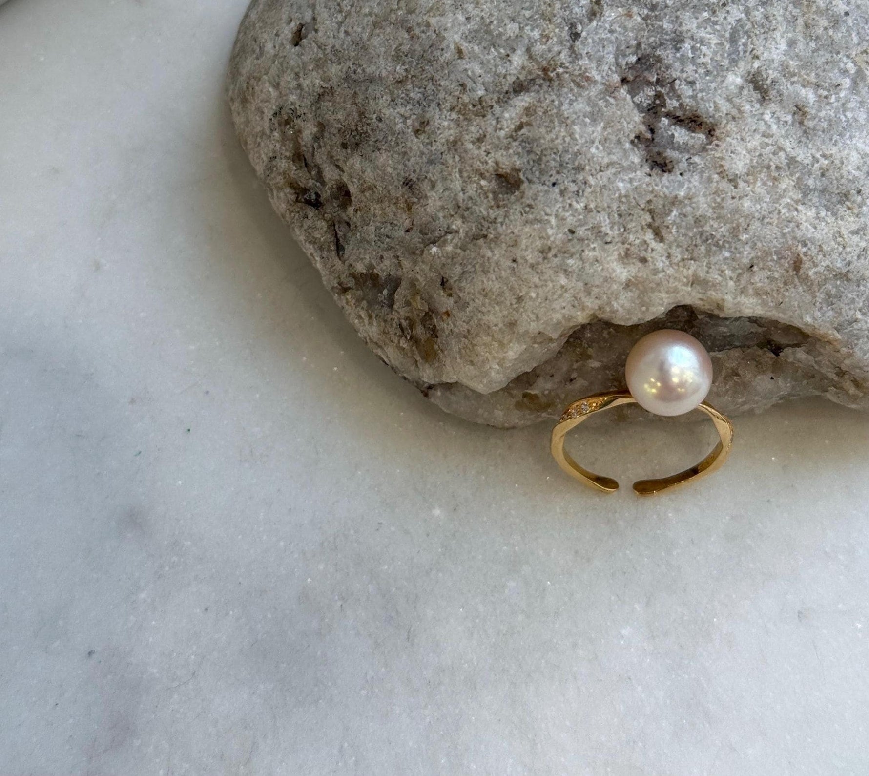 Elly’s 8.7mm Akoya ivory ocean pearl Ring: Extreme luster mirrored, s925 silver adjustable ring. Pearl Jewelry Idea.