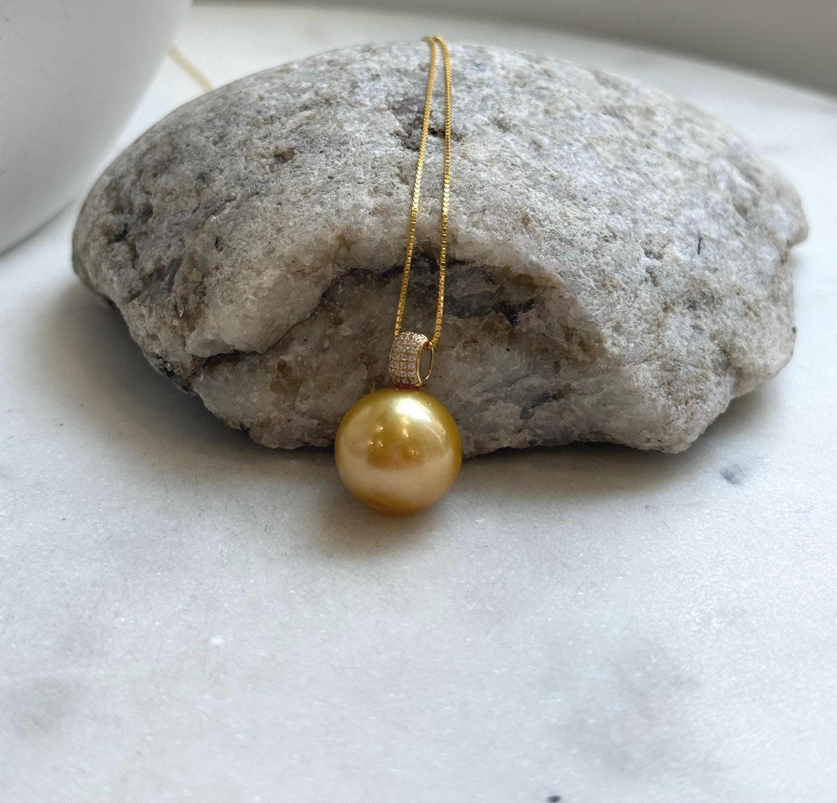 Elly’s 14mm Au750 18K Gold Huge South Sea deep Golden Ocean Pearl Pendant: Extreme luster mirrored effect, 18k real gold pendant. gift for her Valentine’s Day