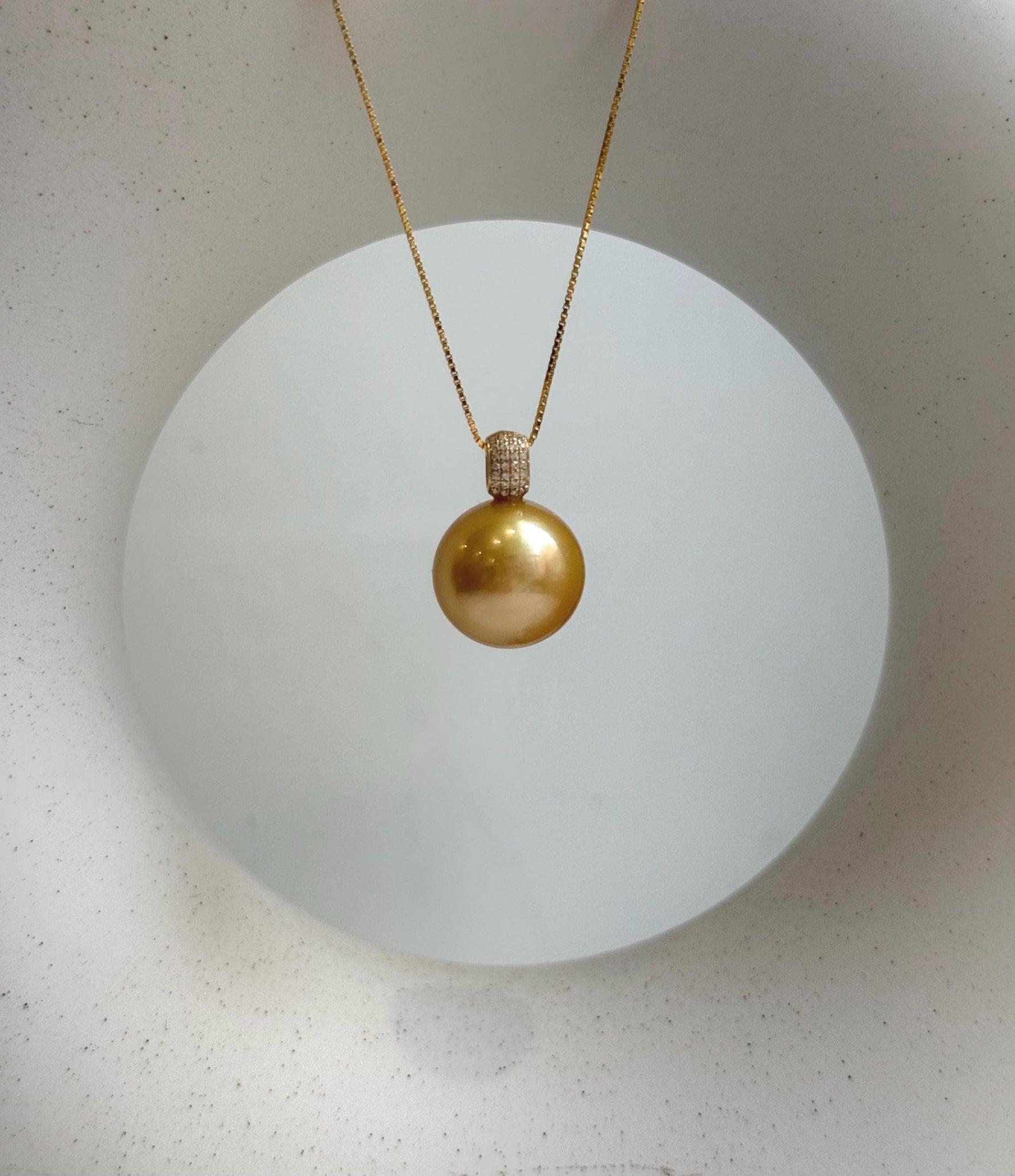 Elly’s 14mm Au750 18K Gold Huge South Sea deep Golden Ocean Pearl Pendant: Extreme luster mirrored effect, 18k real gold pendant. gift for her Valentine’s Day