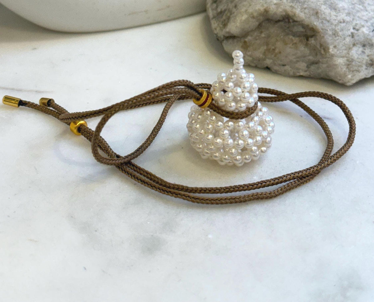 Elly’s white Pearls Gourd pendant: 3-3.5mm, Extreme luster mirrored, 3cm dia x 4cm high, thread Necklace set. gift for Chinese new year