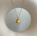 Elly’s 12.6mm Au750 18K Gold Genius South Sea ultra Golden Ocean Pearl Pendant: Extreme luster mirrored, 1.6cm high, 18K real gold pendant. gift for her Valentine’s Day holiday