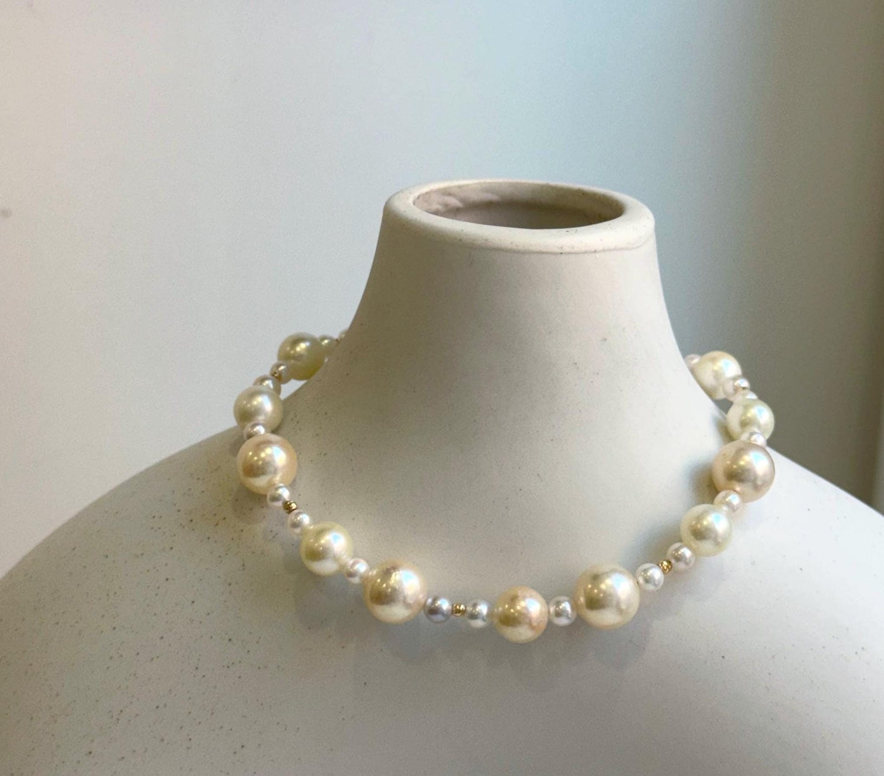 Elly’s Au750 18K gold Akoya Ocean Pearls Bracelet: Extreme luster Mirrored effect, 3.4-7.9mm, 18k Gold beads clips, 7.7” long. gift for her daily wear