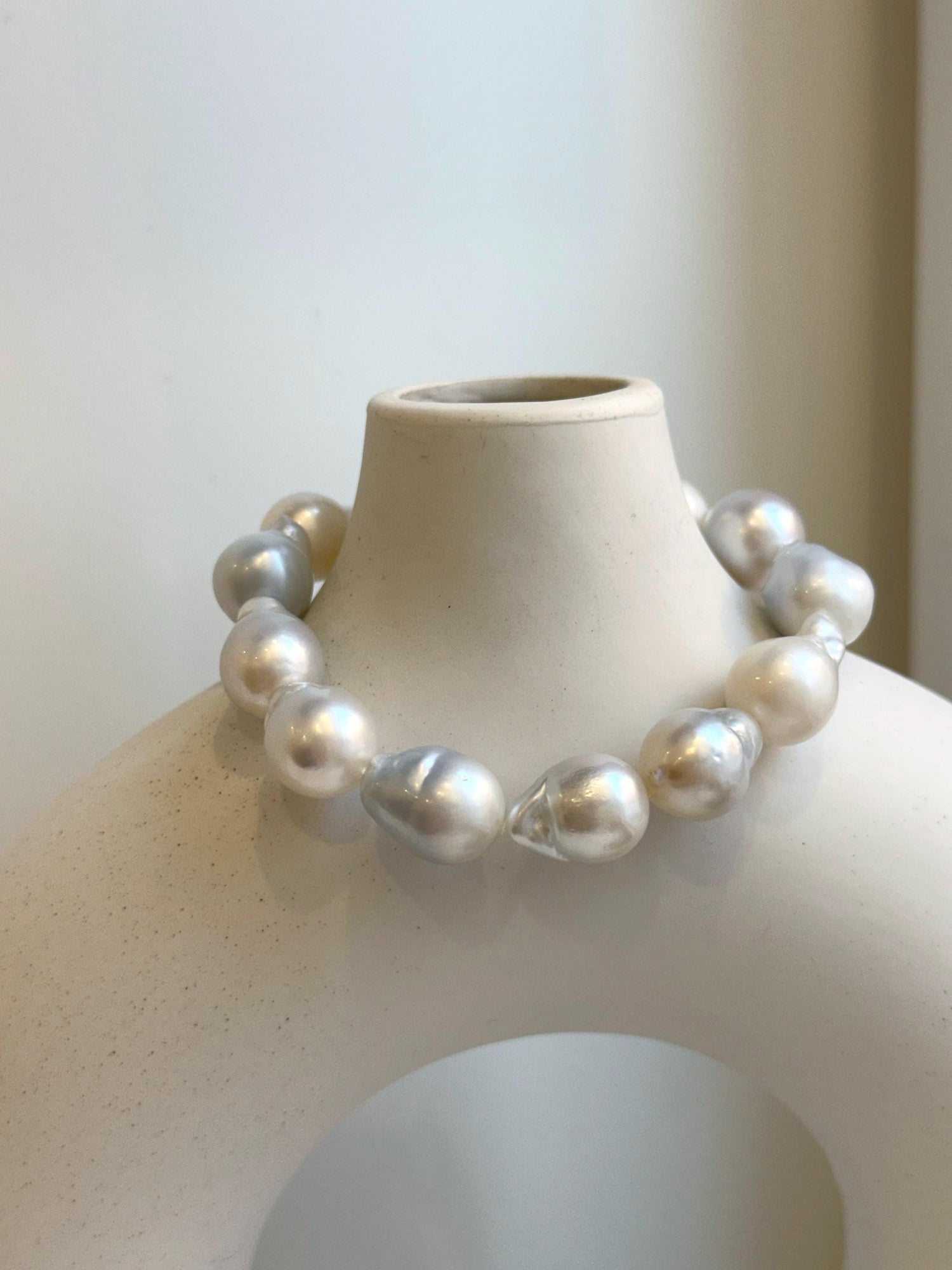 Elly’s 12pcs Australian Ocean white silver Pearls Bracelet: Extreme luster mirrored, to 18.2mm, 8.4” knotted, S925 silver clip. gift for her anniversary