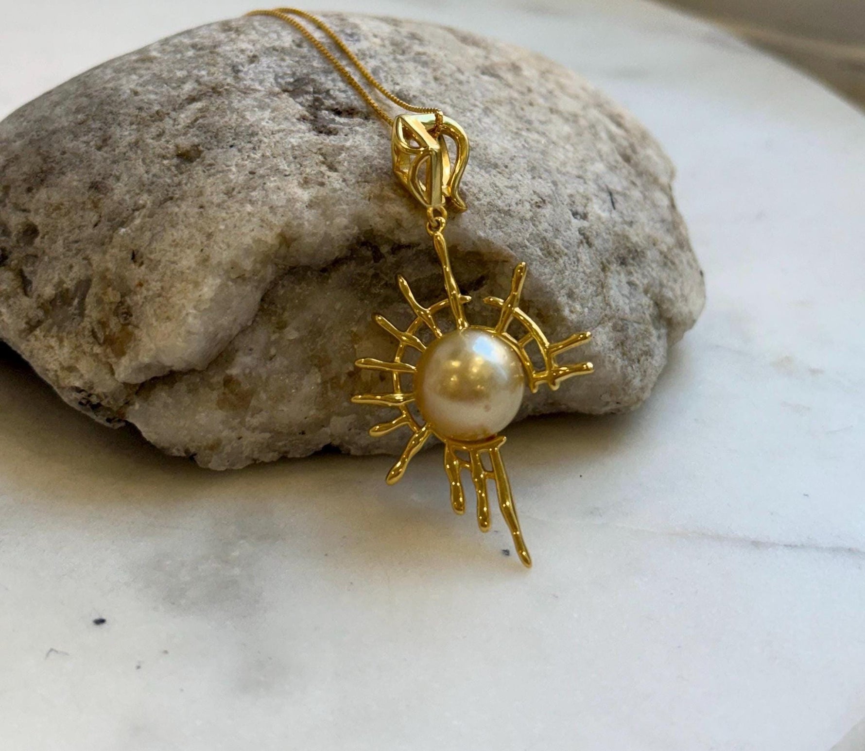 Elly’s 11.4mm South sea golden Pearl pendant: Extreme luster mirrored, ultra gold pearl, 4.9cm high, S925 silver Sun pendant chain set. gift for her holiday