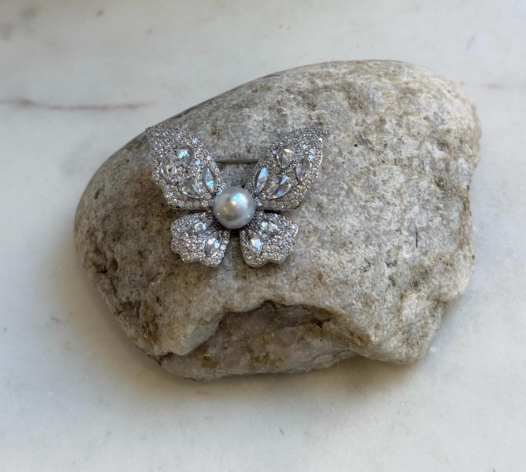 Elly’s Akoya blue silver ocean pearl butterfly  brooch pendant 2in1: Extreme luster mirrored pearl brooch, gift for her