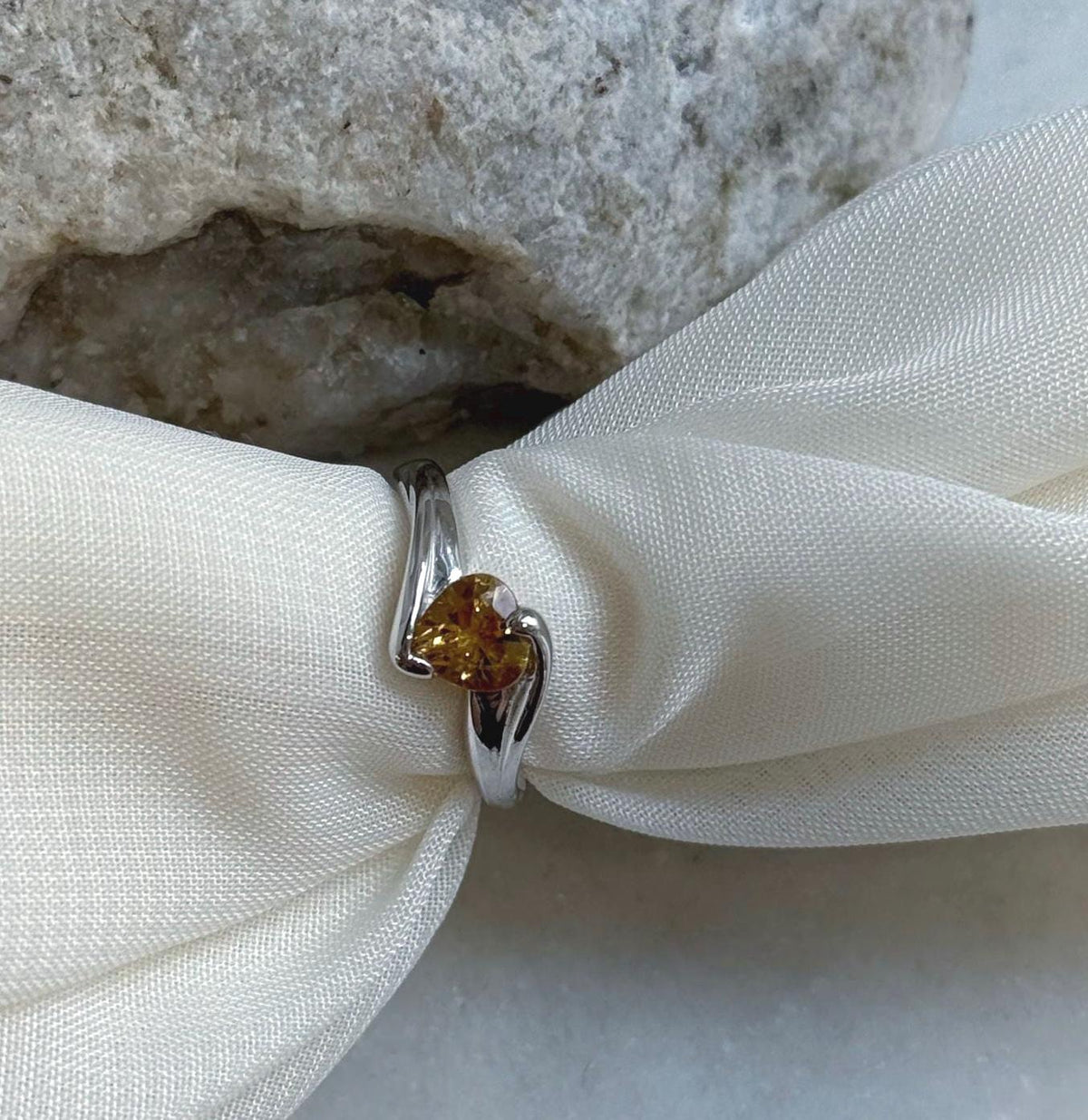 Elly’s Genius Citrine S925 silver Heart Ring, US