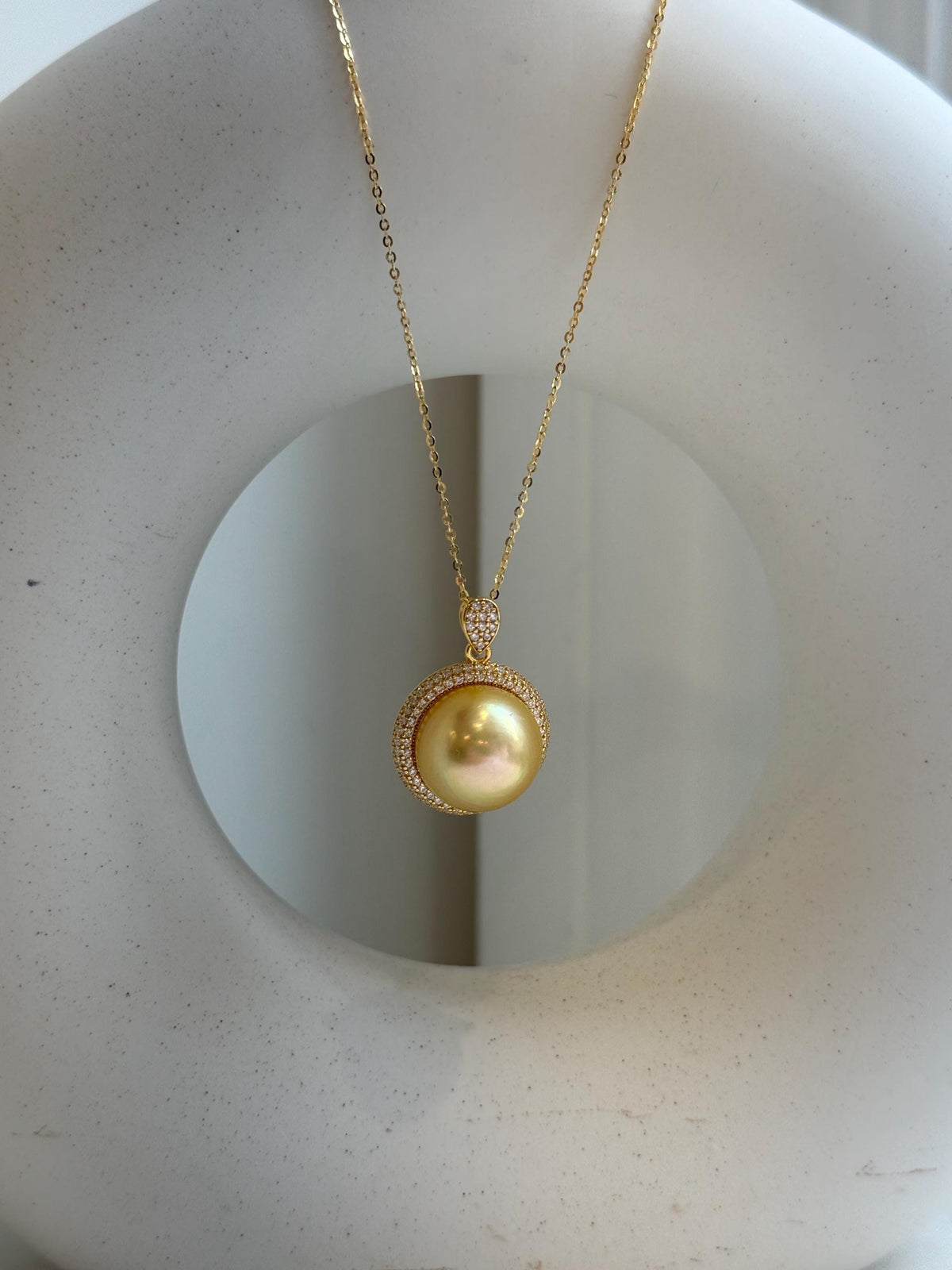 Elly’s 14.9mm Huge South Sea Gold iridescentocean Pearl pendant: Extreme luster mirrored. S925 silver vintage pendant necklace set.gift for her