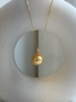 Elly’s 14.9mm Huge South Sea Gold iridescentocean Pearl pendant: Extreme luster mirrored. S925 silver vintage pendant necklace set.gift for her