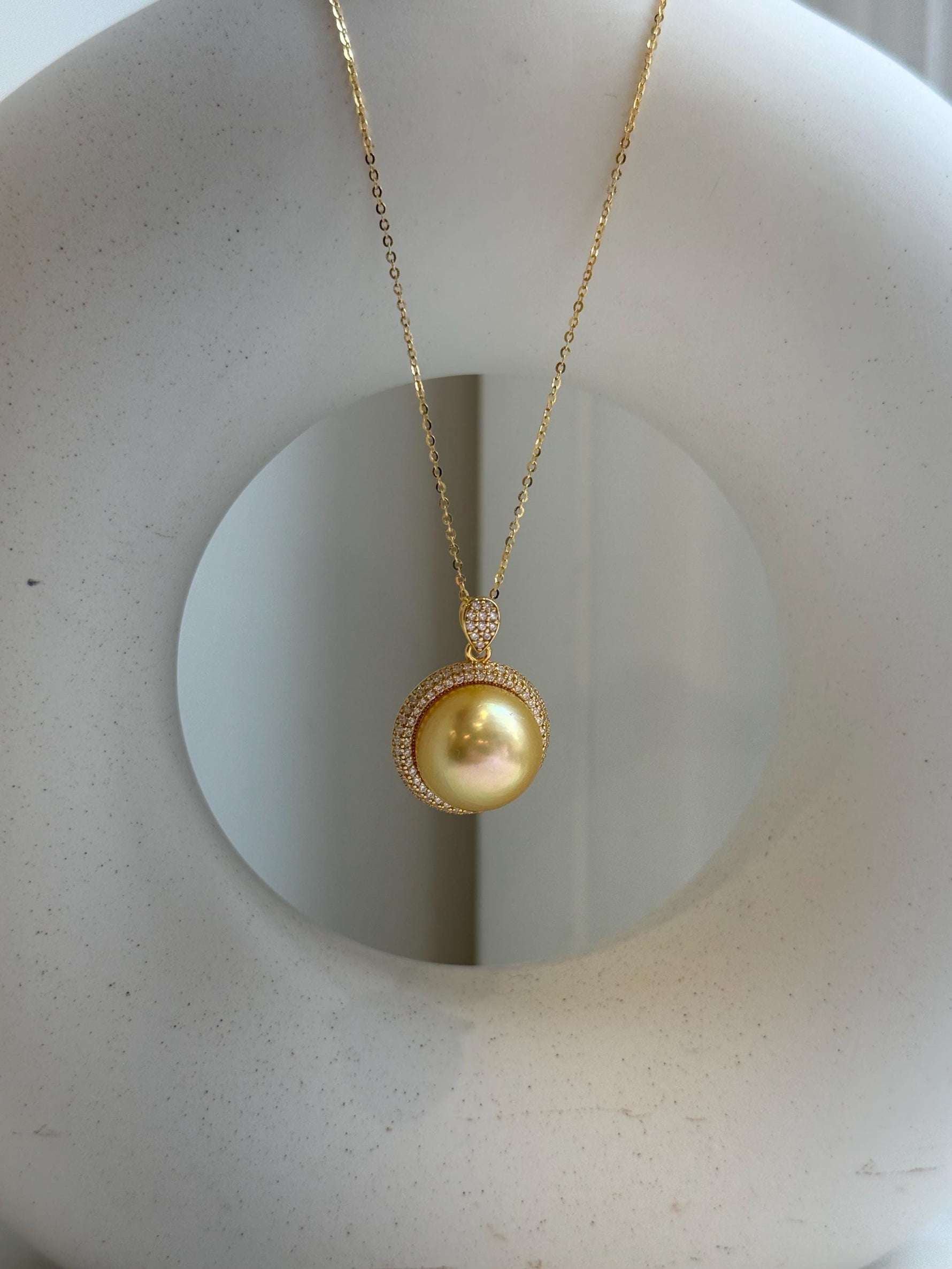 Elly’s 14.9mm Huge South Sea Gold iridescentocean Pearl pendant: Extreme luster mirrored. S925 silver vintage pendant necklace set.gift for her