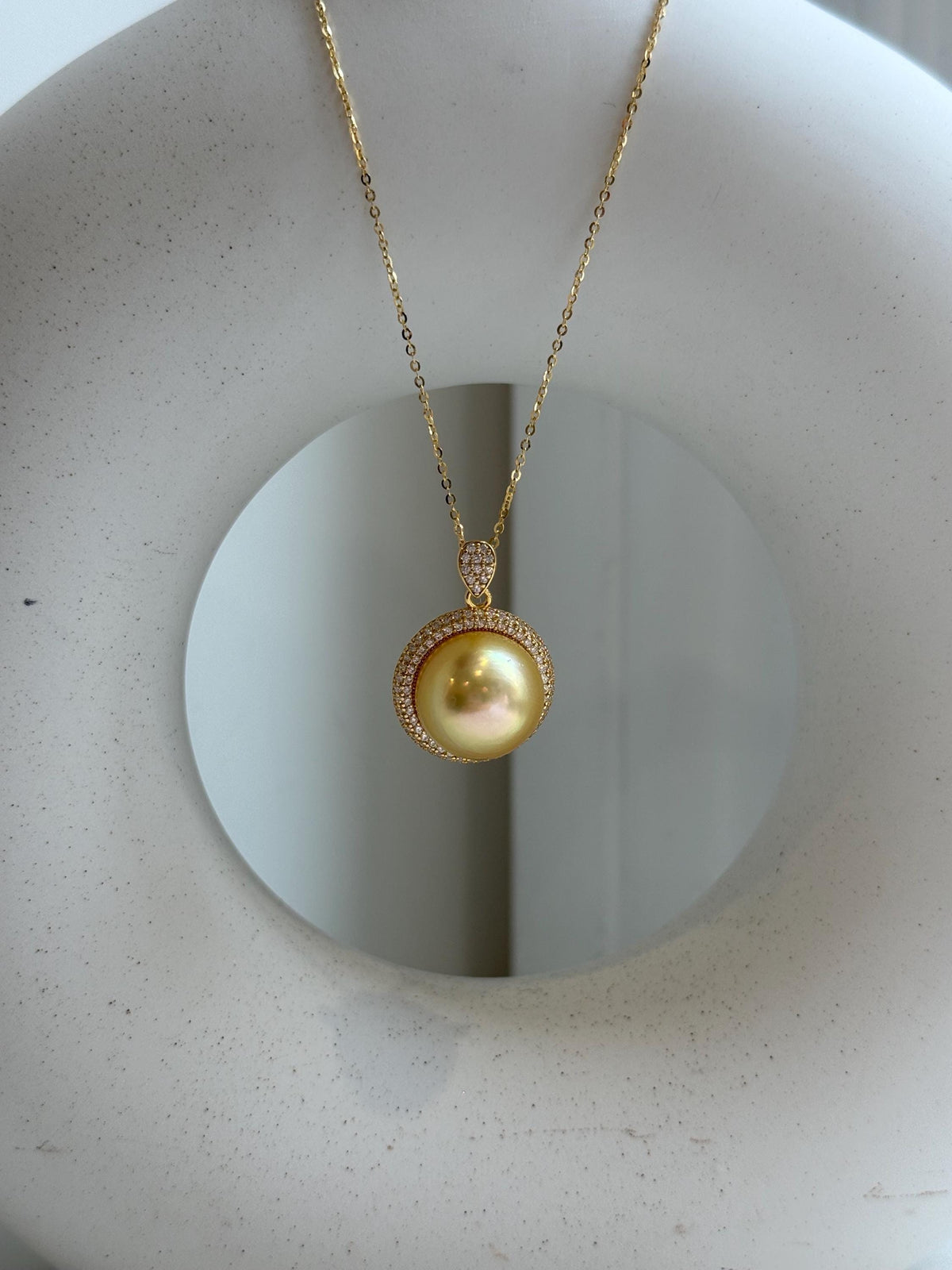 Elly’s 14.9mm Huge South Sea Gold iridescentocean Pearl pendant: Extreme luster mirrored. S925 silver vintage pendant necklace set.gift for her