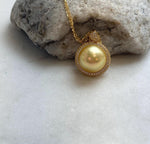 Elly’s 14.9mm Huge South Sea Gold iridescentocean Pearl pendant: Extreme luster mirrored. S925 silver vintage pendant necklace set.gift for her