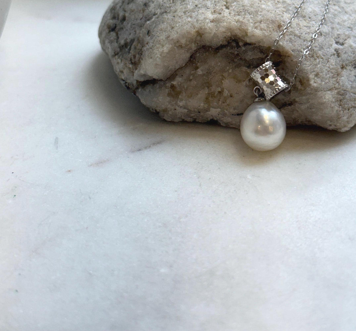 Elly’s 11.7mm Australian ocean white pearl cool Pendant: Extreme luster, 2.4cm high, S925 silver pendant chain set. gift for her holiday