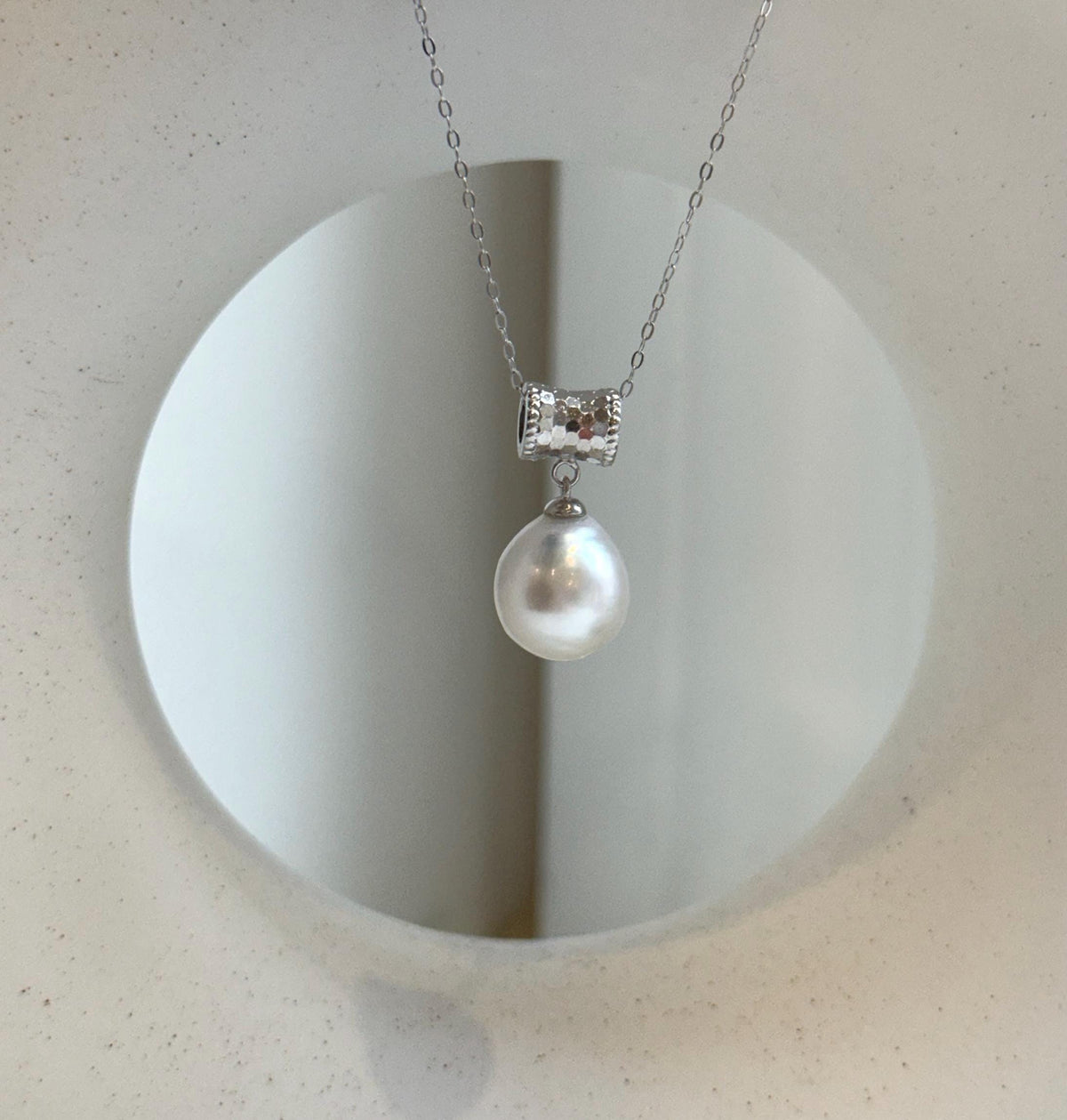 Elly’s 11.7mm Australian ocean white pearl cool Pendant: Extreme luster, 2.4cm high, S925 silver pendant chain set. gift for her Valentine’s Day