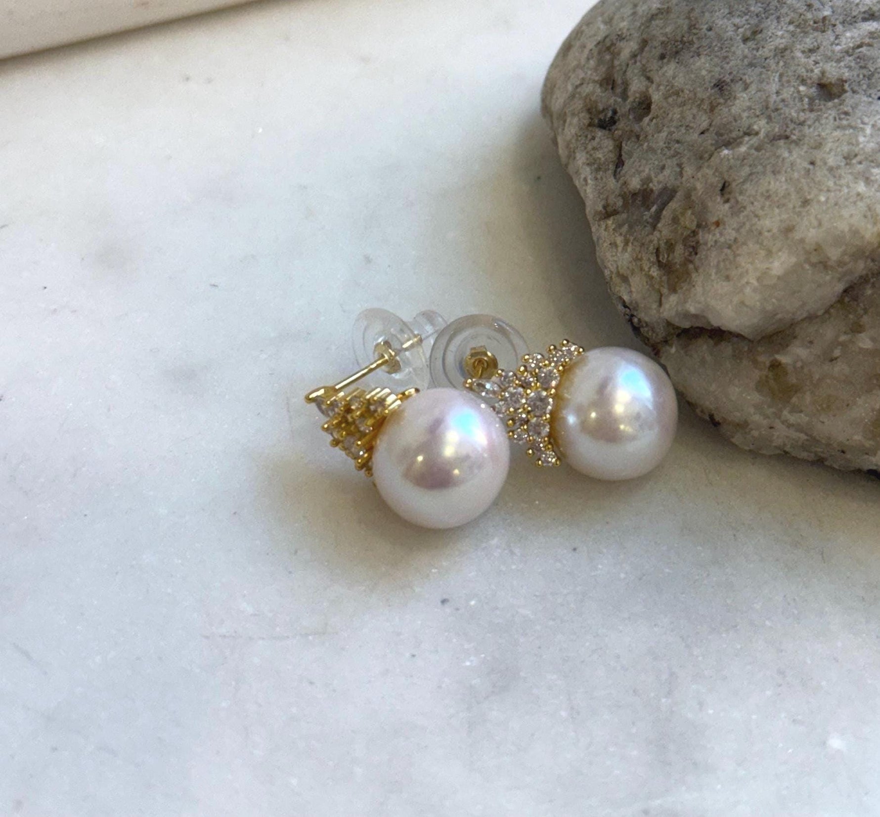 Elly’s 12.1mm Edison white Pearls pink hue Crown Earrings: Extreme luster Mirrored, 2cm high, S925 silver earrings.gift for her holiday
