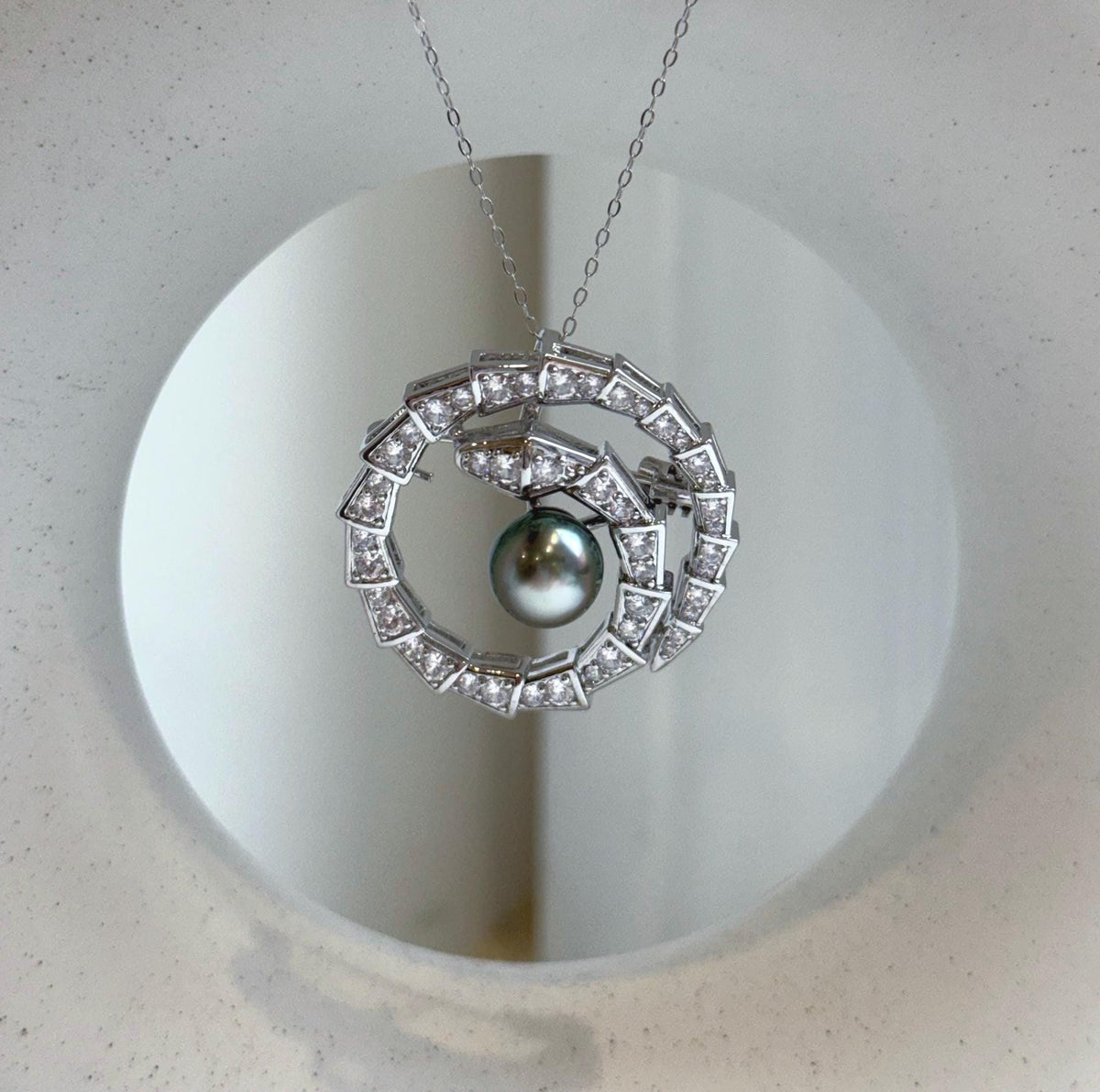 Elly’s 9.4mm Tahitian Peacock Green Ocean Pearl Vintage Snake Brooch Pendant 2in1: Extreme luster mirrored, gift for her