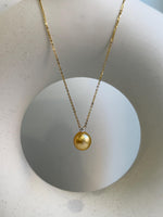 Elly’s Au750 18k gold South sea golden Pearl pendant: Extreme luster mirrored, 10.4mm, 1.4cm high, 18k gold pendant S925 silver chain set. gift for her