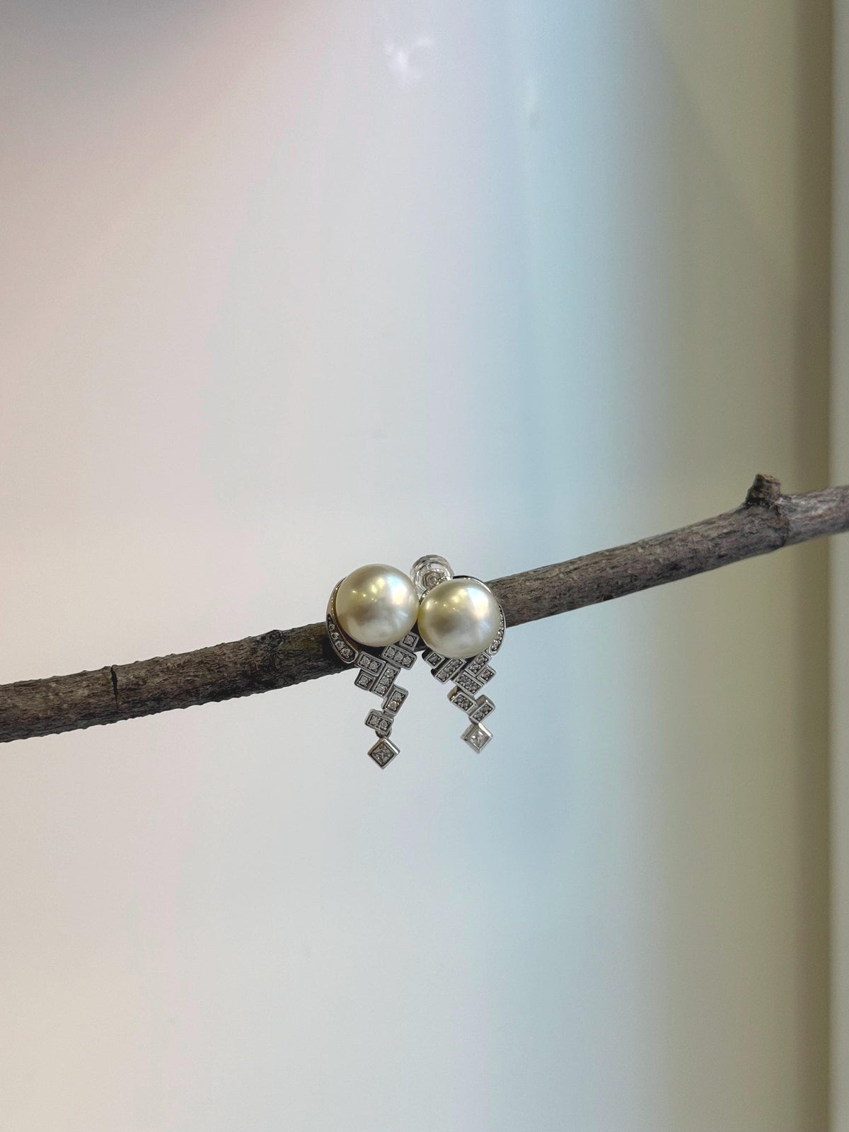 Elly’s 10mm Australian Ocean White Pearls Earrings Chandeliers: Extreme luster mirrored, S925 silver vintage earrings. high quality gift for her Valentine’s Day