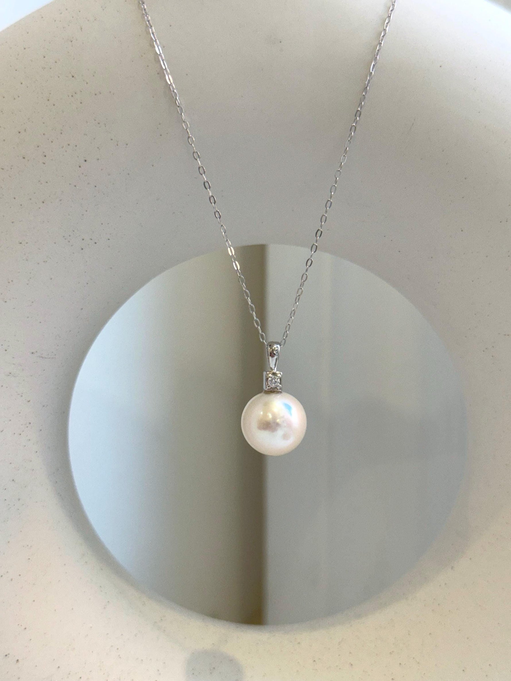 Elly’s 11.3mm White Edison Pearl pendant: Extreme luster mirrored, 2cm, S925 silver minimalist pendant chain set. gift for her Valentine’s Day