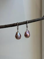 Elly’s Freshwater baroque pearls Heart Earrings: Extreme luster mirrored, Rose Iridescent, to 18mm, S925 silver earrings.Pearl Jewelry Idea.