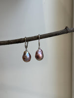 Elly’s Freshwater baroque pearls Heart Earrings: Extreme luster mirrored, Rose Iridescent, to 18mm, S925 silver earrings.Pearl Jewelry Idea.