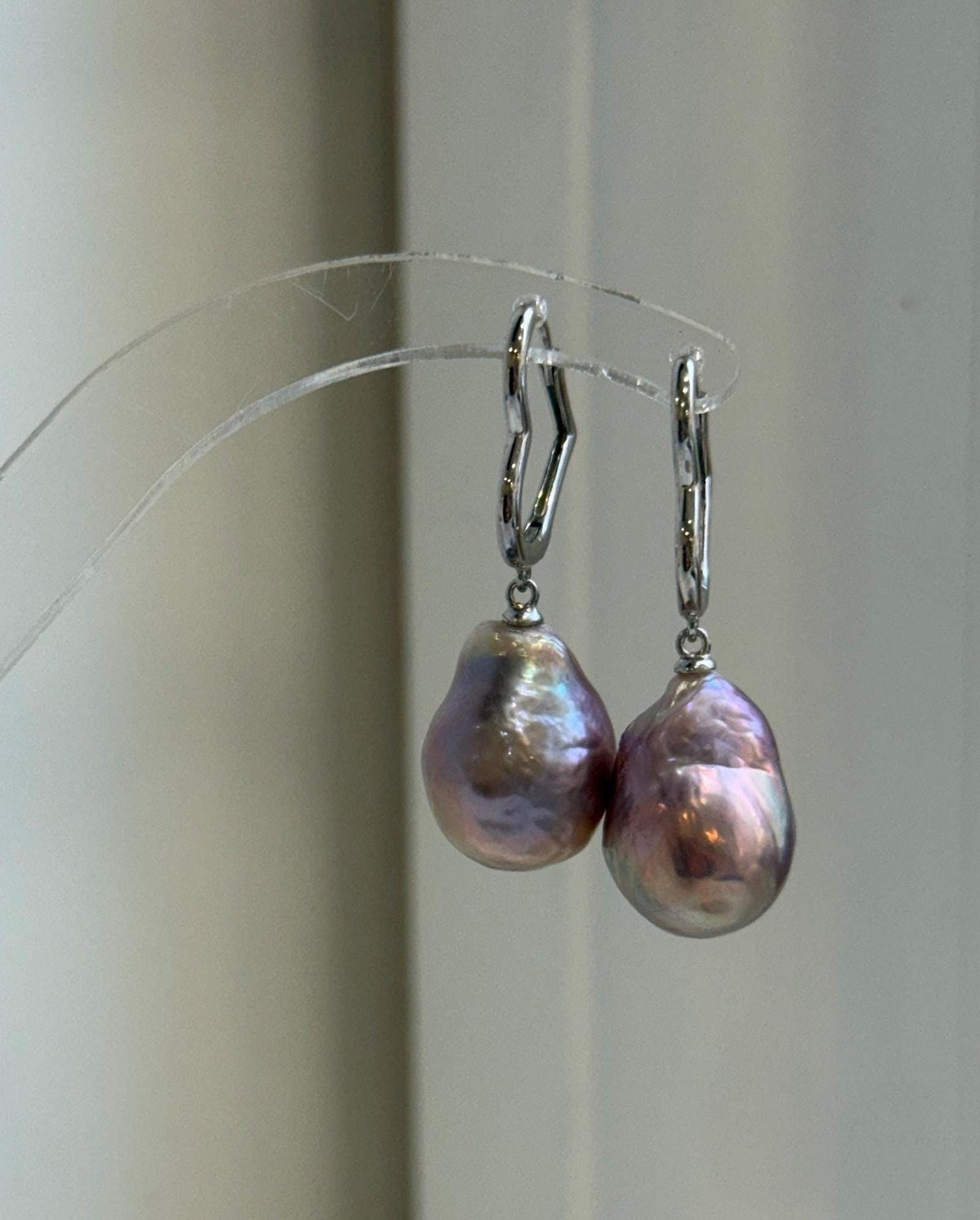 Elly’s Freshwater baroque pearls Heart Earrings: Extreme luster mirrored, Rose Iridescent, to 18mm, S925 silver earrings.Pearl Jewelry Idea.